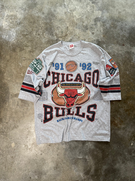 (XL) 1992 Bulls Quarter-Sleeve