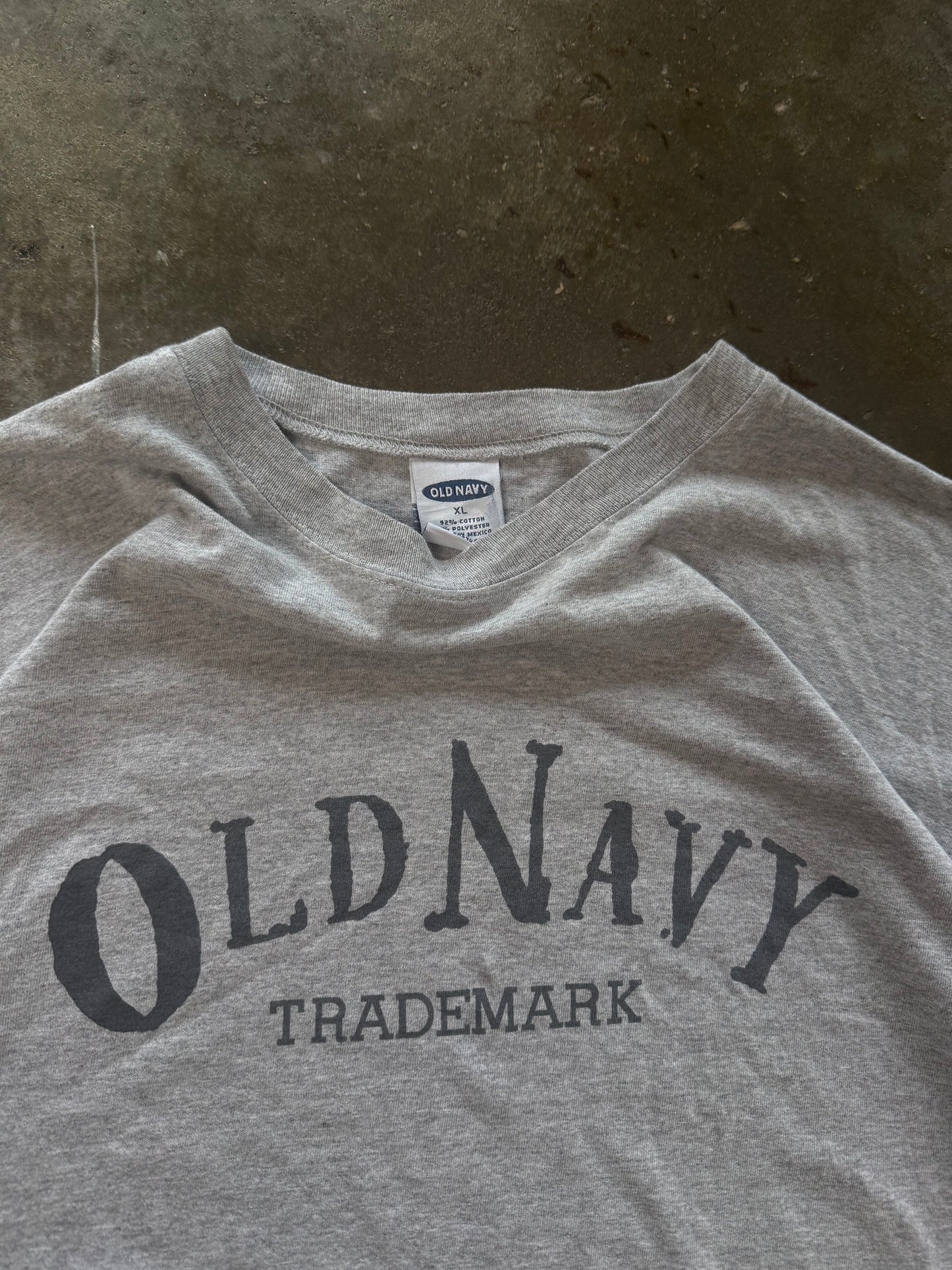 (XL) 00s Old Navy Tee