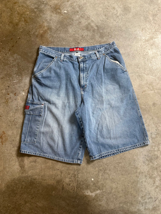 (38) Vintage Guess Jorts