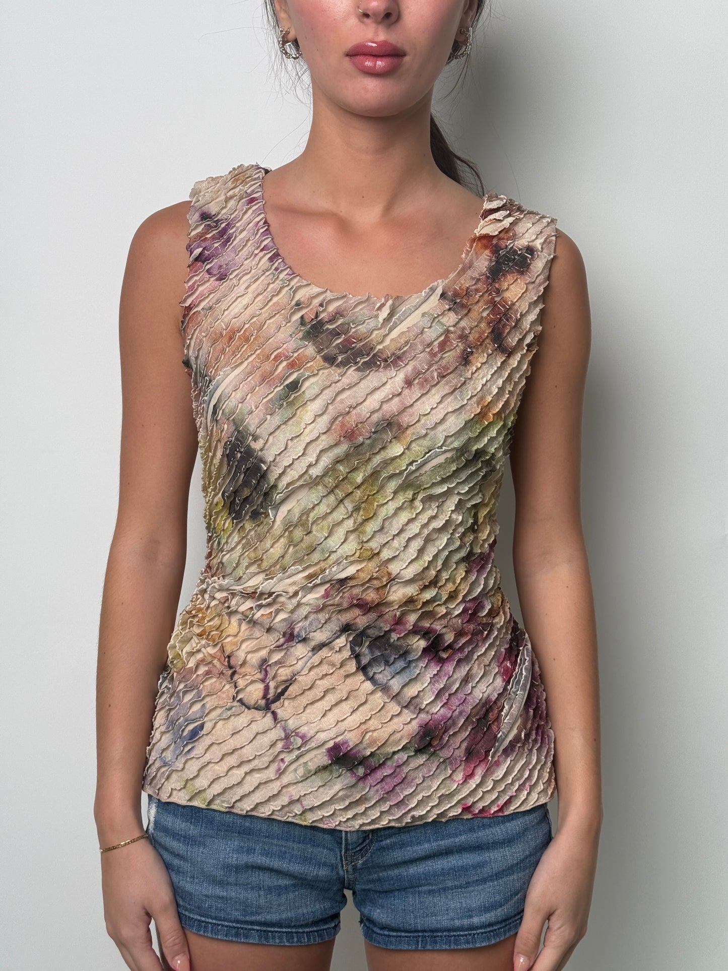 (M) 00s Floral Ruffle Tank