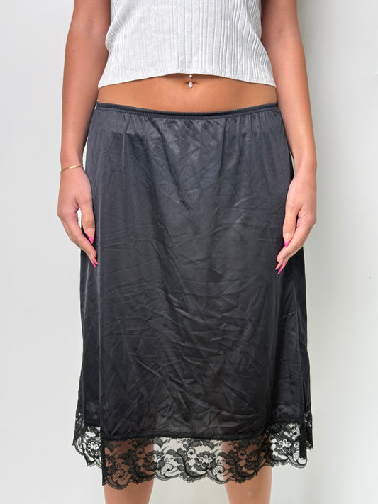 (S) 00s Satin Midi-Skirt