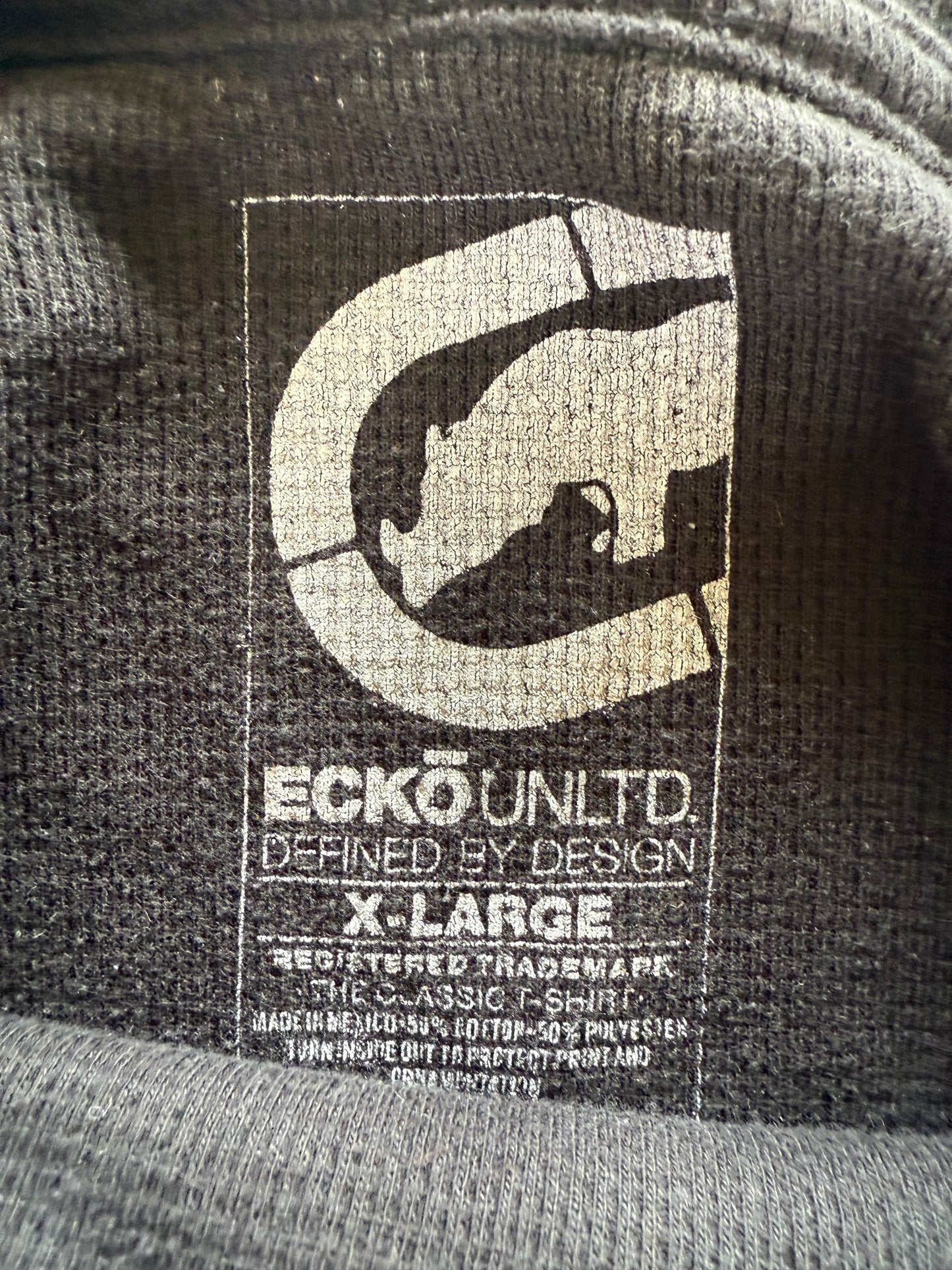 (XL) 00s Eckõ Camo Longsleeve
