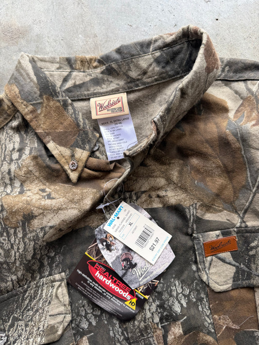 (XL) 2001 Woolrich Camo Button-Up