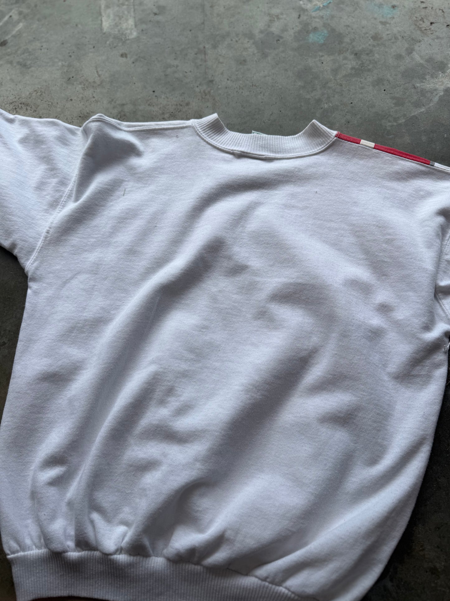 (M) Vintage '88 Boston World Tour Sweatshirt