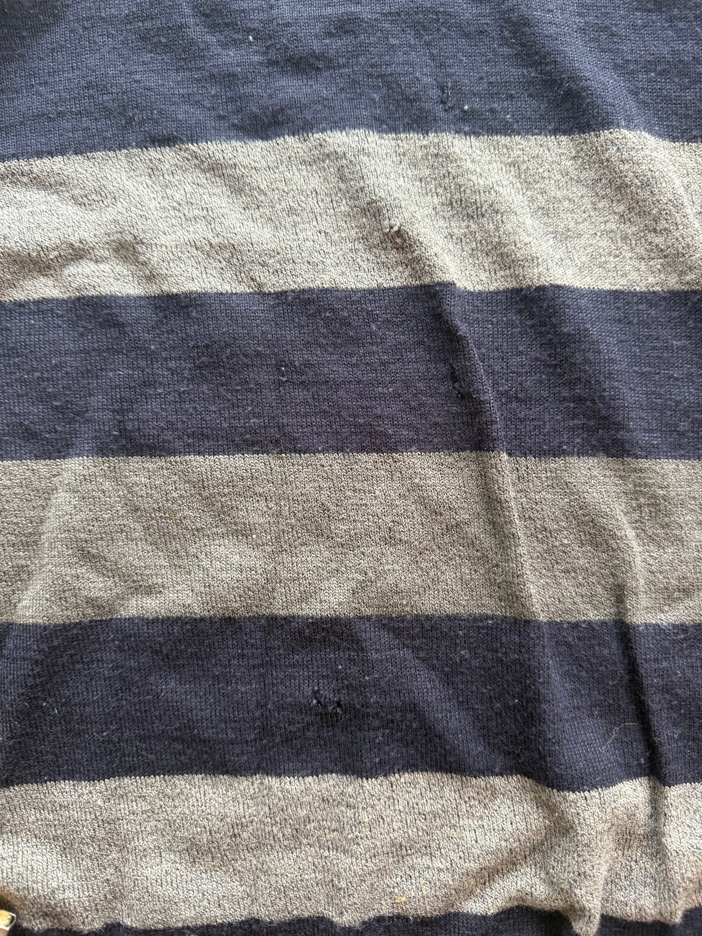 (XL) 00s Y2K RoundTree & Yorke Longsleeve