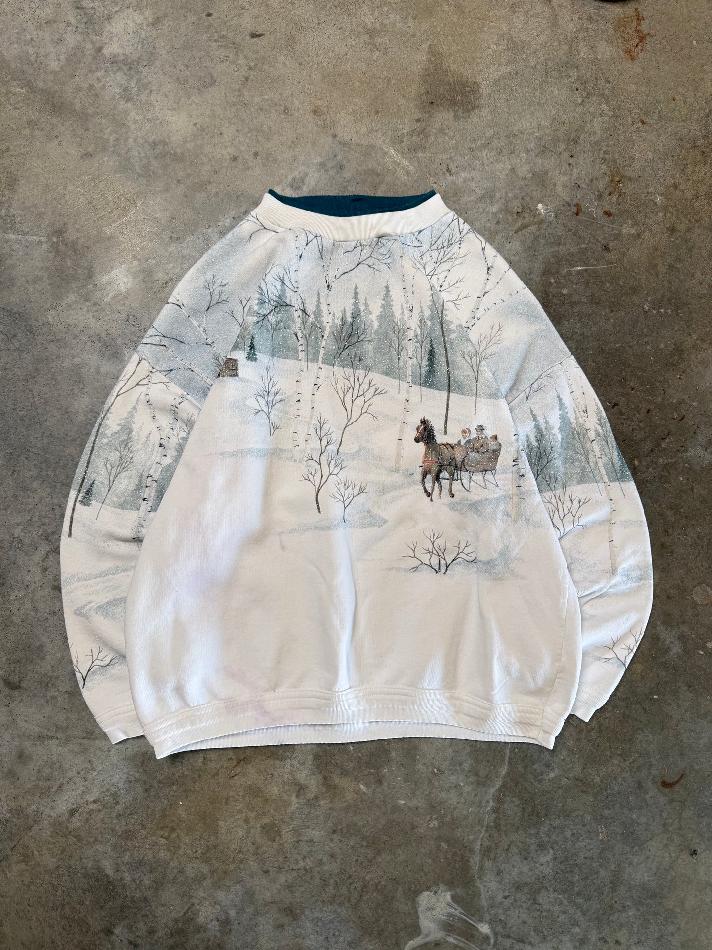 (L) Vintage Winter Landscape AOP Sweatshirt