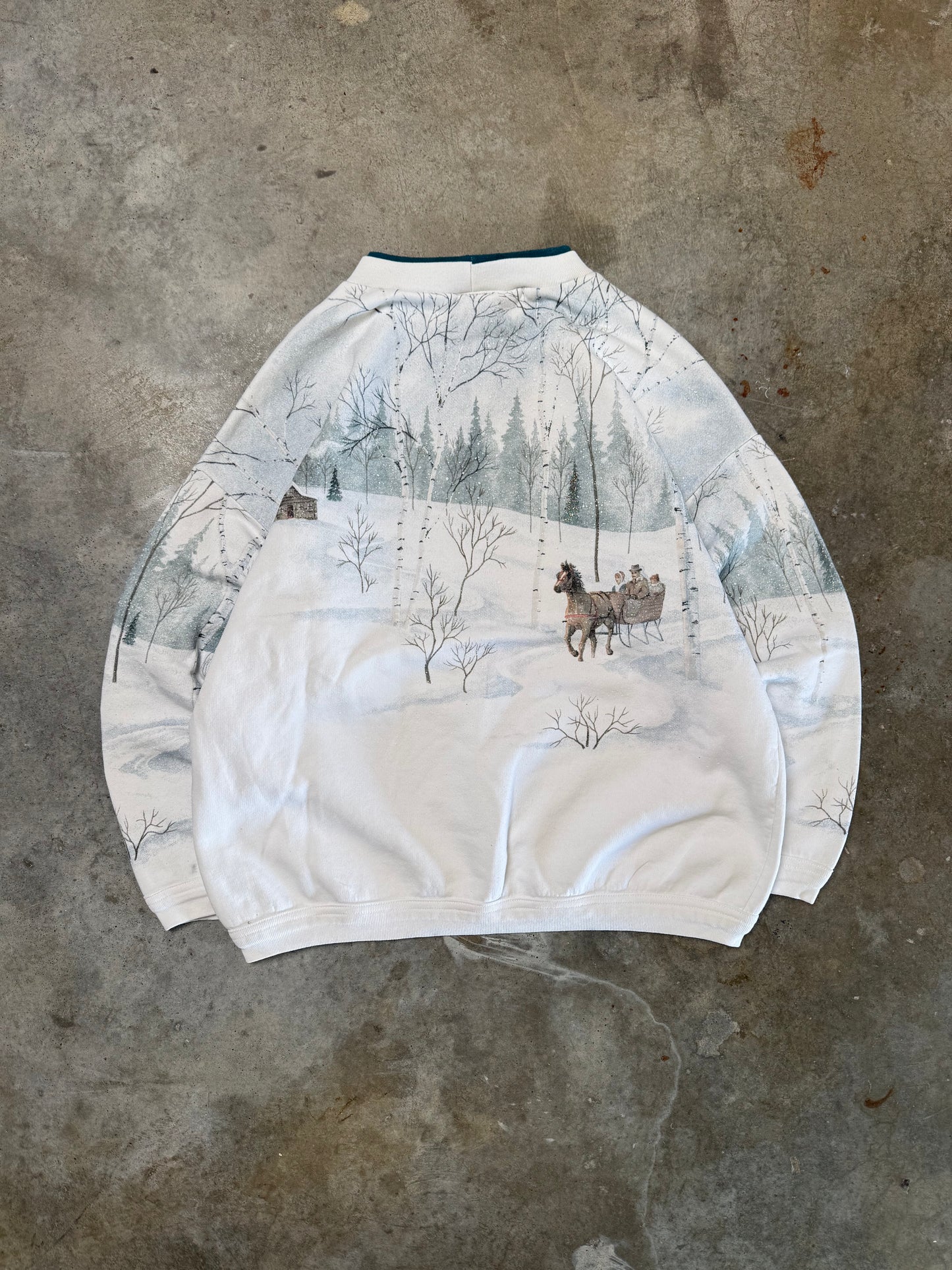 (L) Vintage Winter Landscape AOP Sweatshirt