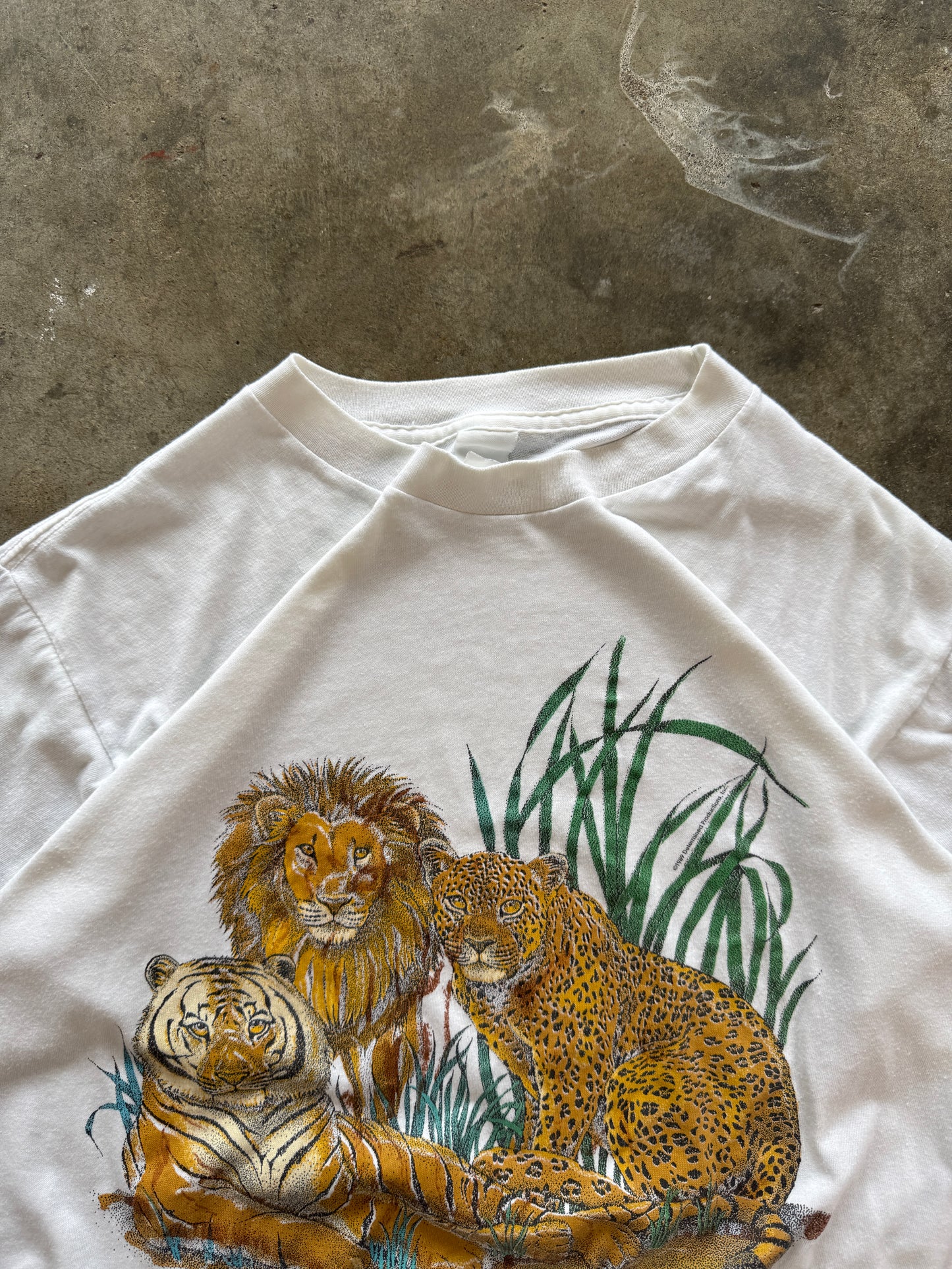 (M) Vintage Wildlife Tee