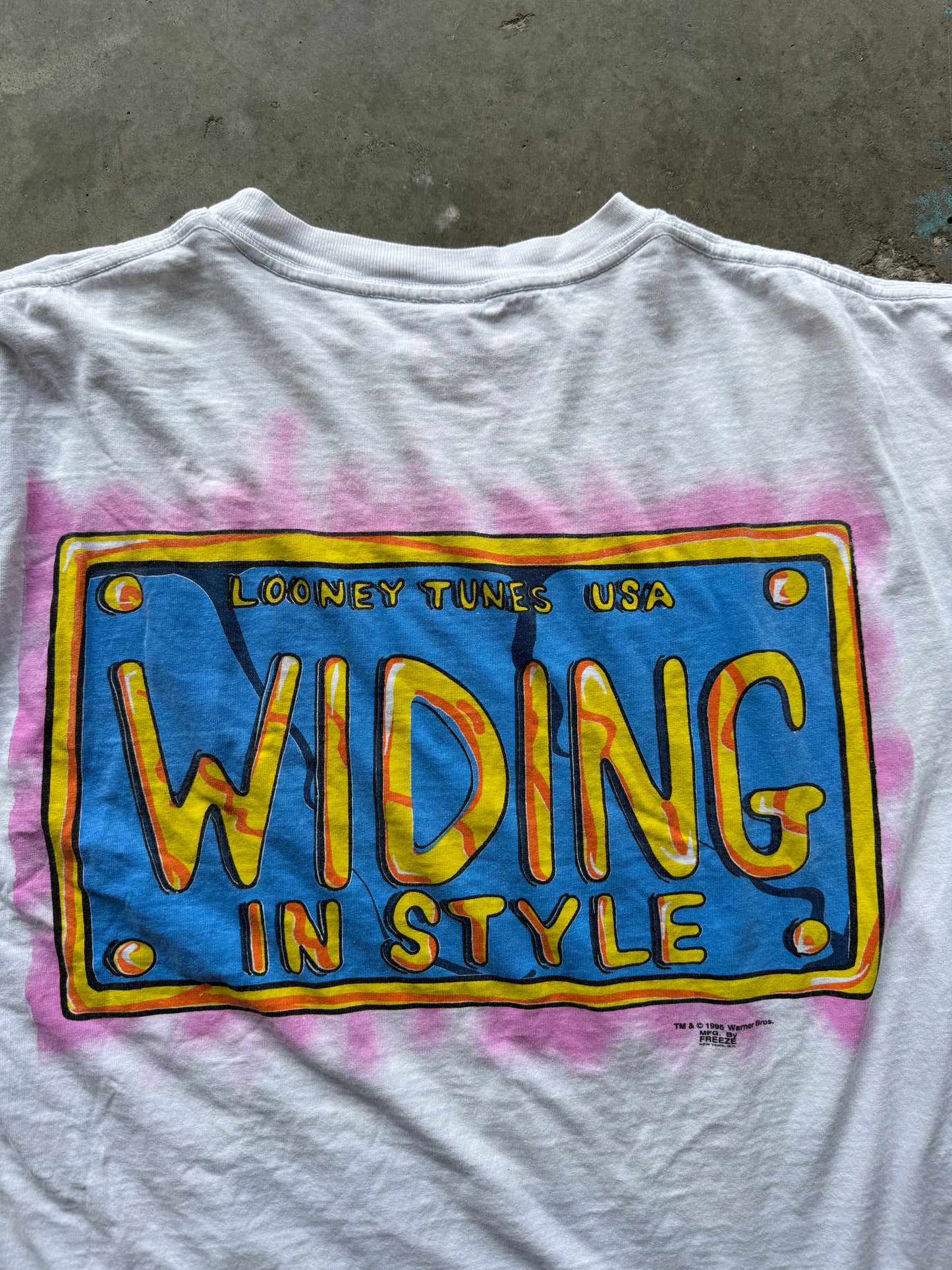 (XL) 1995 Looney Tunes Tweety Bird Tee