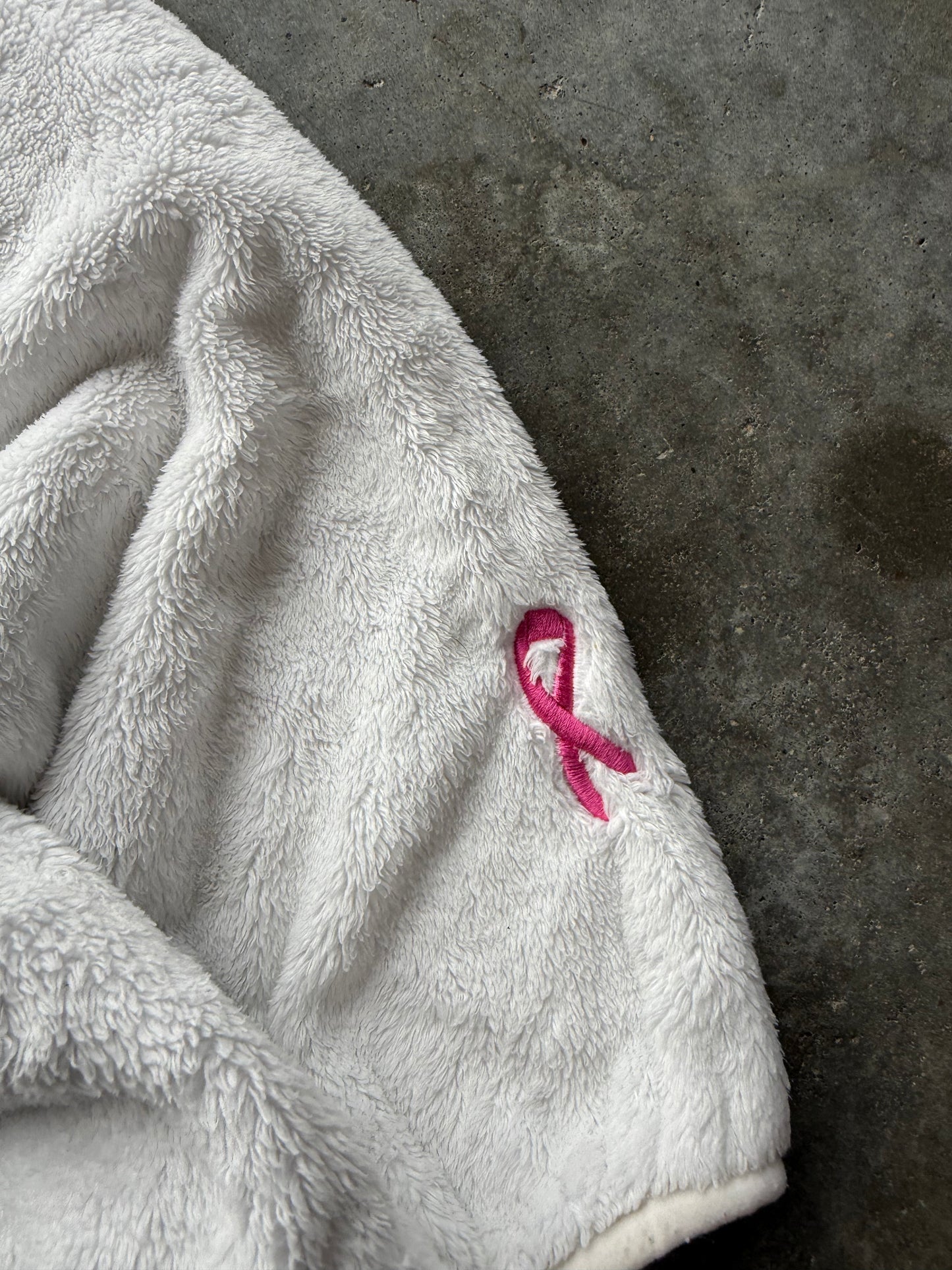 (M) 00s North Face Women's Breast Cancer Zip-Up