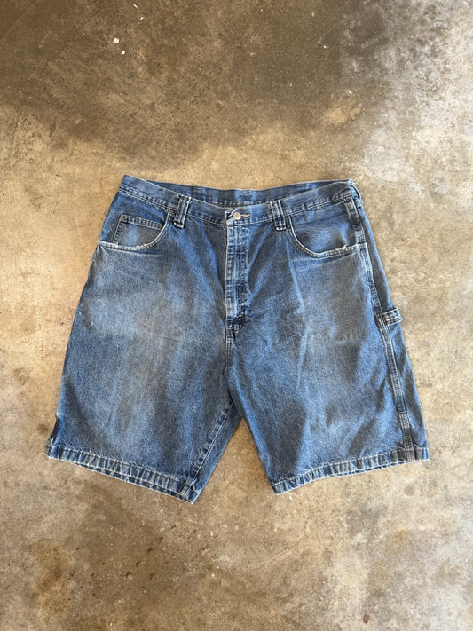 (38) 00s Wrangler Jorts
