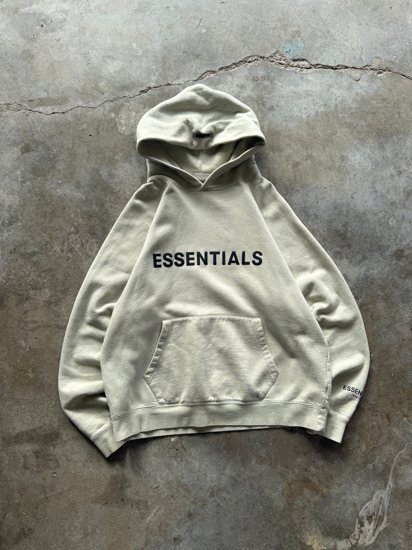 (XL) 00s Essentials Hoodie