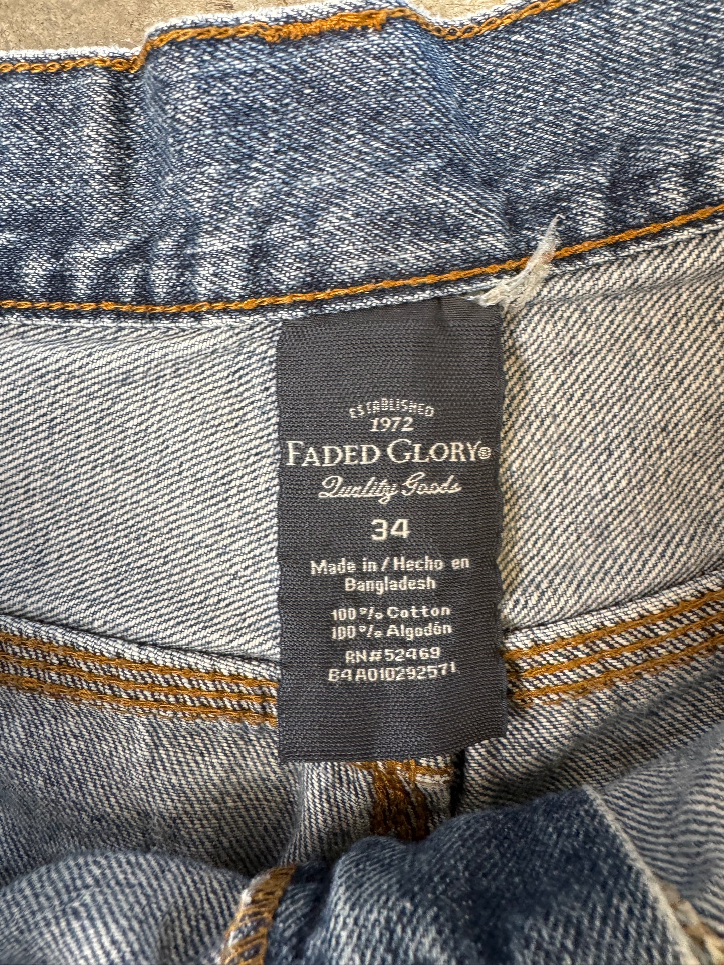 (34) 00s Denim Jorts