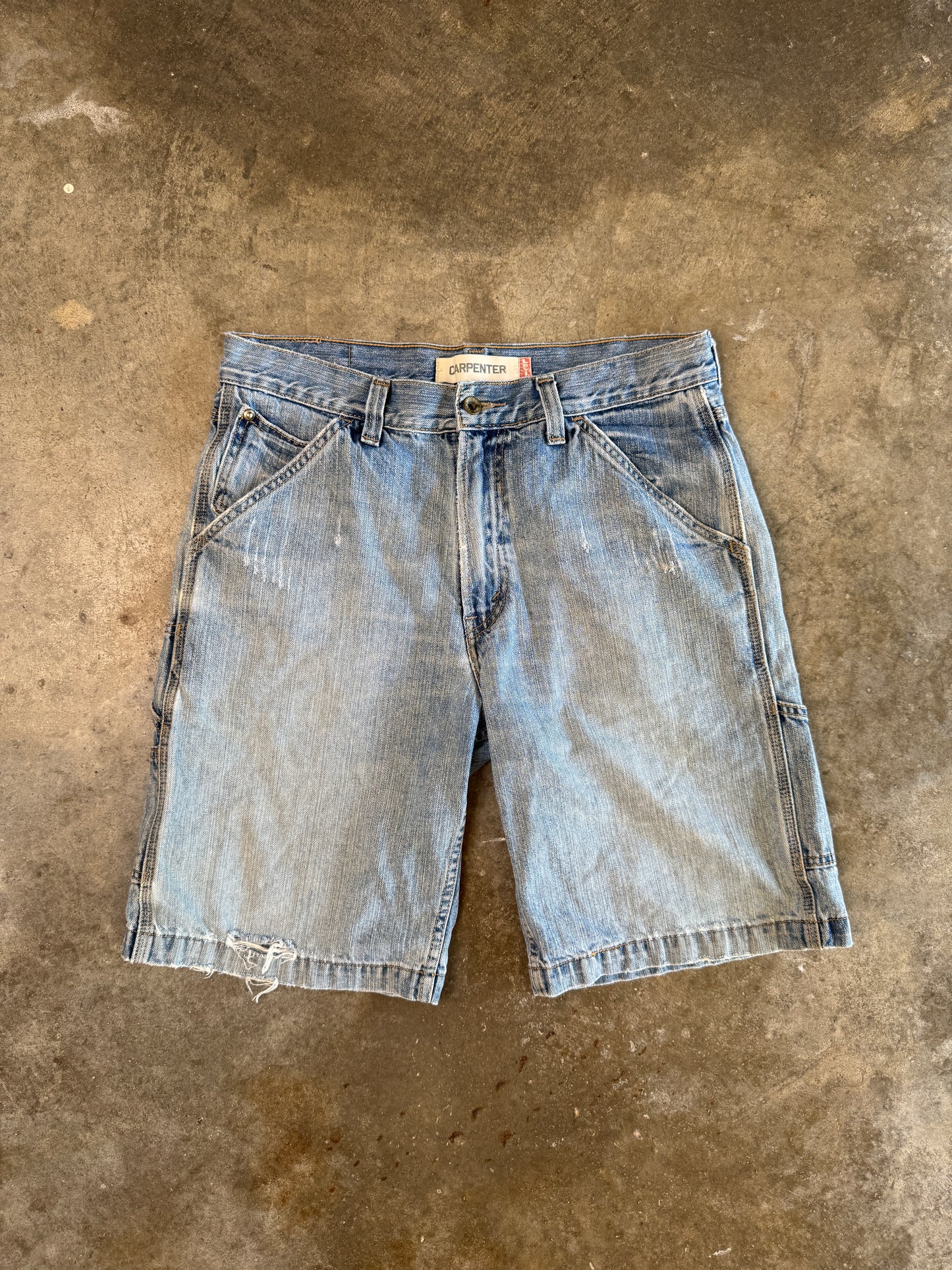 (31) Vintage Levi Denim Jorts