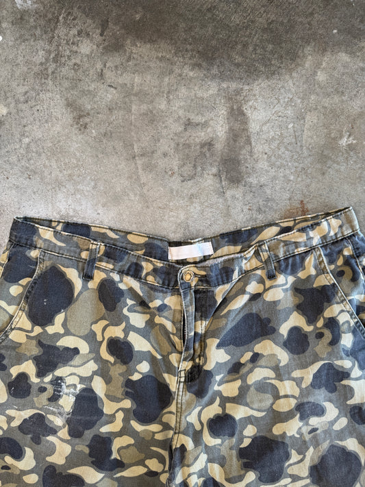 (40) 00s Camo Shorts