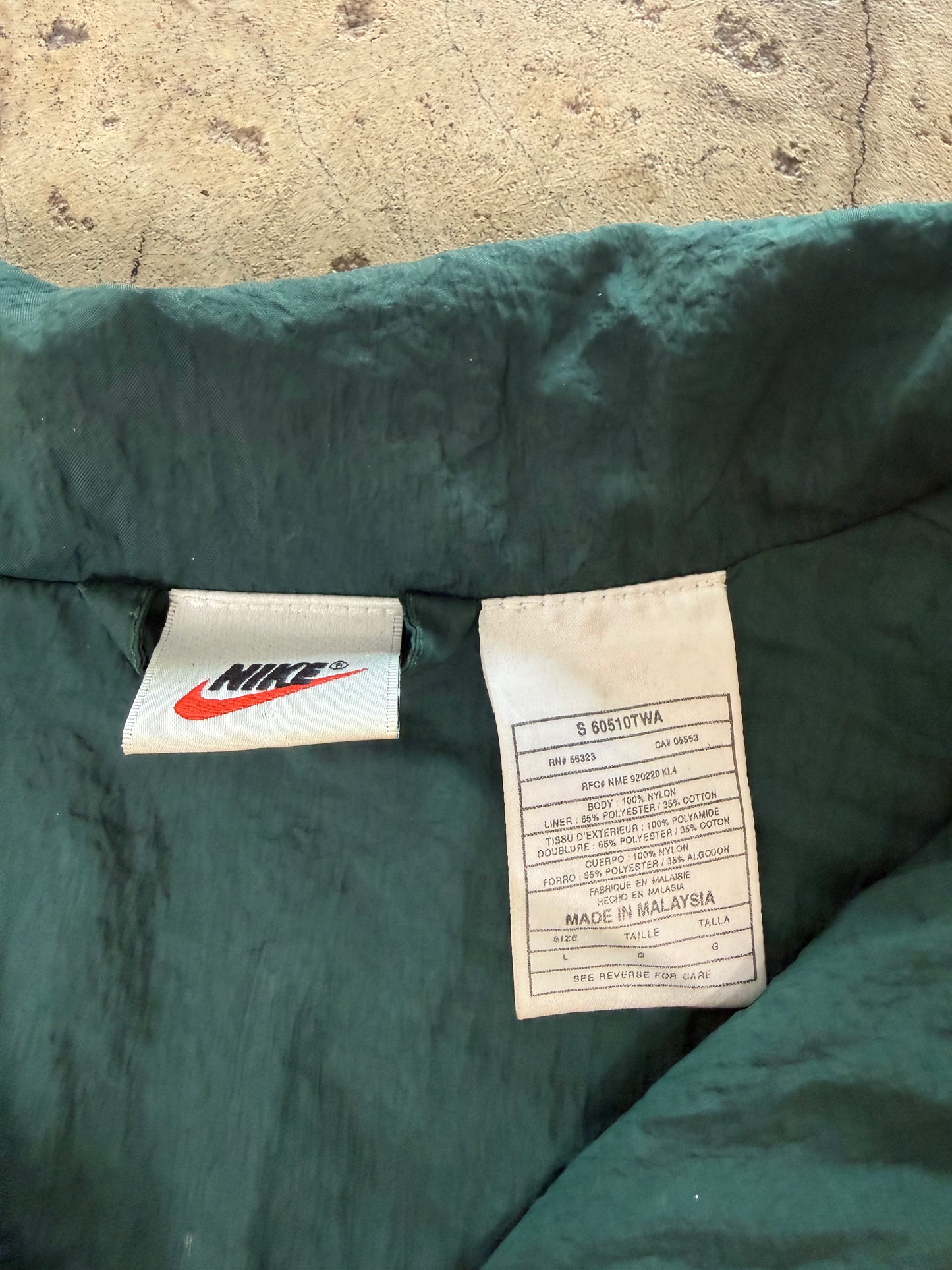 (L) Vintage 90s Nike Big Swoosh Windbreaker Jacket