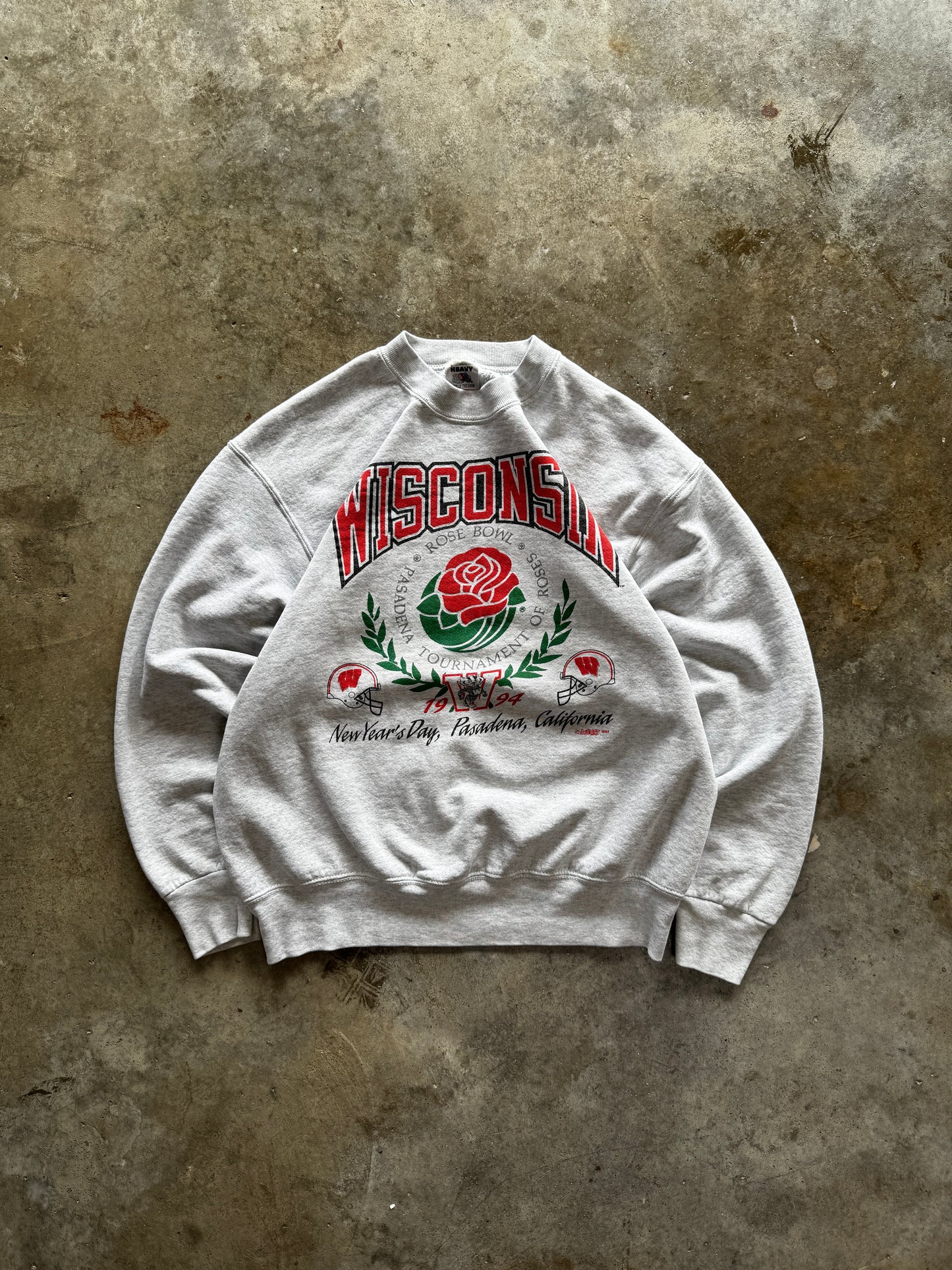 (L) Vintage Wisconsin Football Sweatshirt
