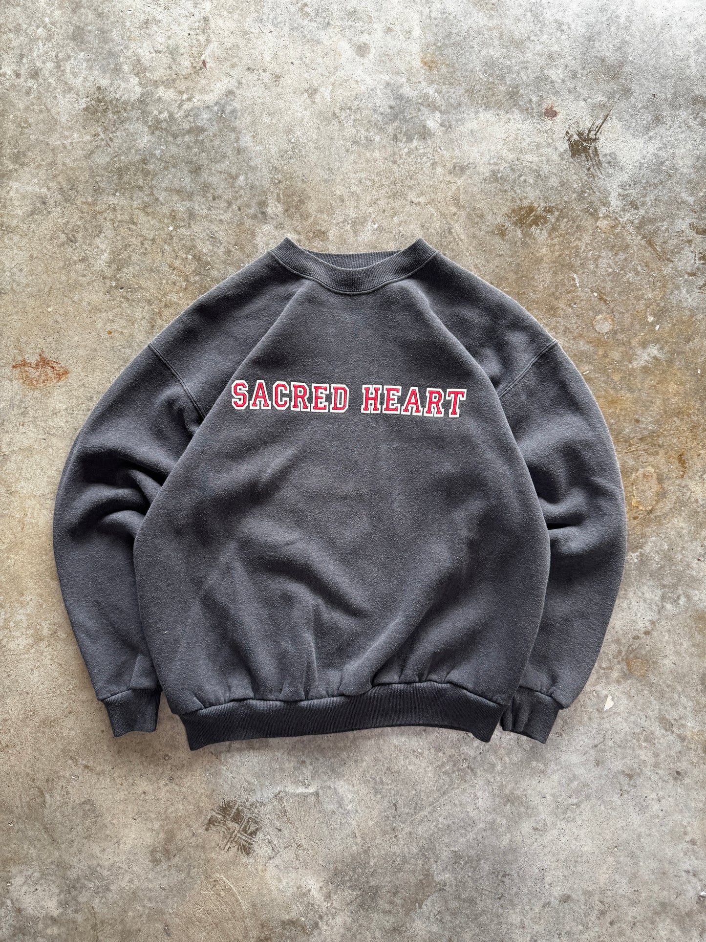 (L) Vintage Sacred Heart Sweatshirt