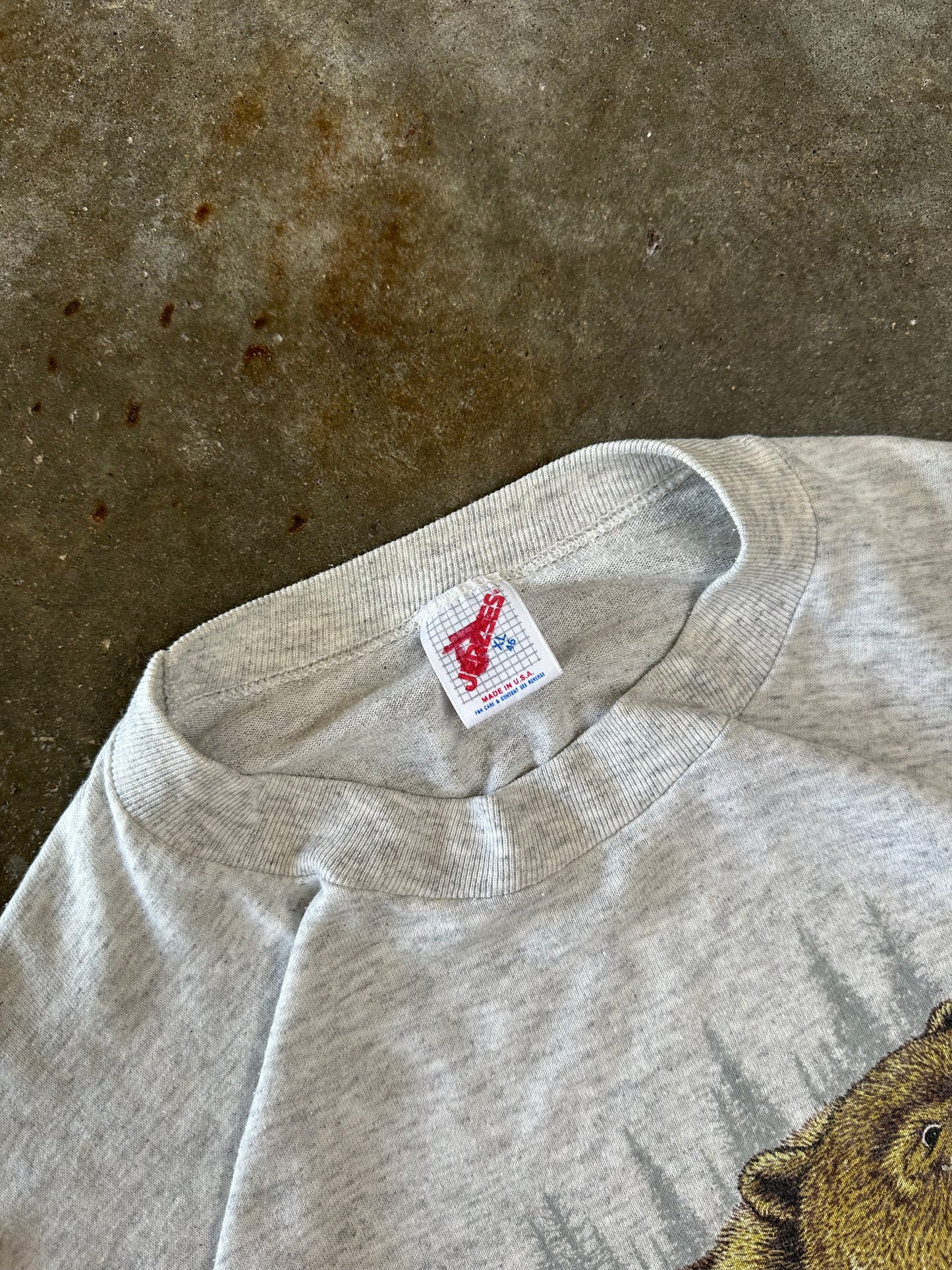 (XL) Vintage Bear Nature Tee