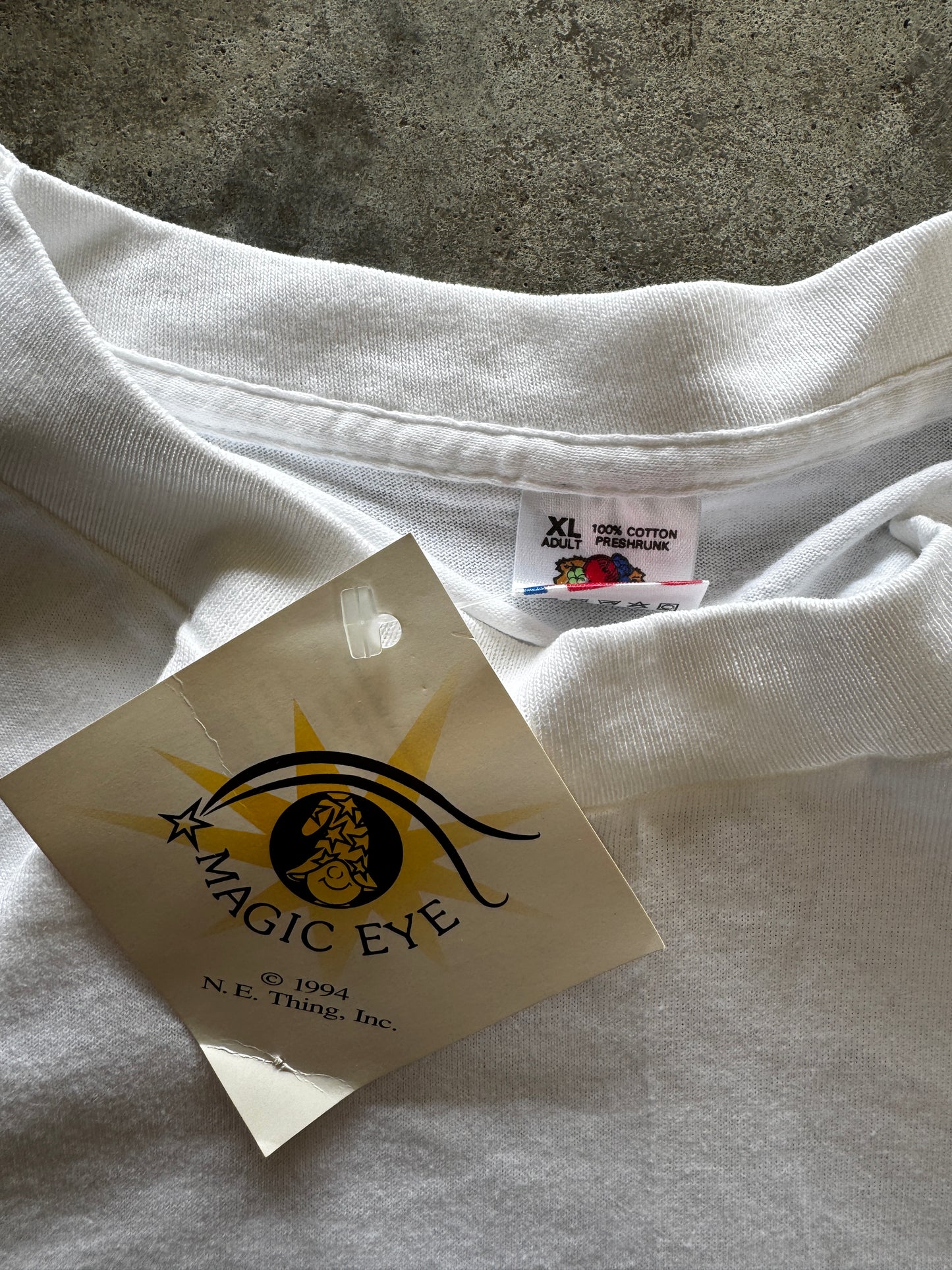 (XL) 1994 Magic Eye Tee