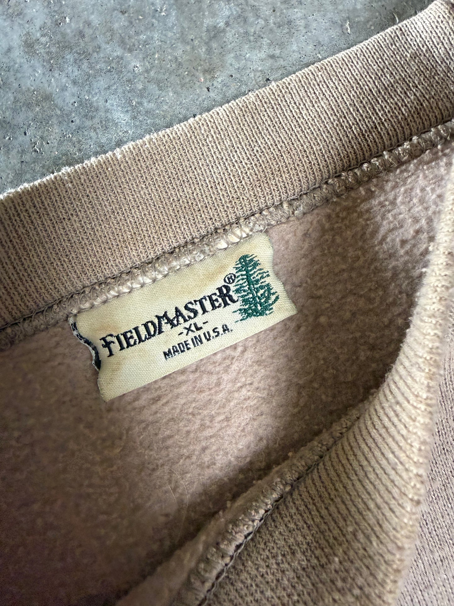 (XL) Vintage Field Master Deer Sweatshirt