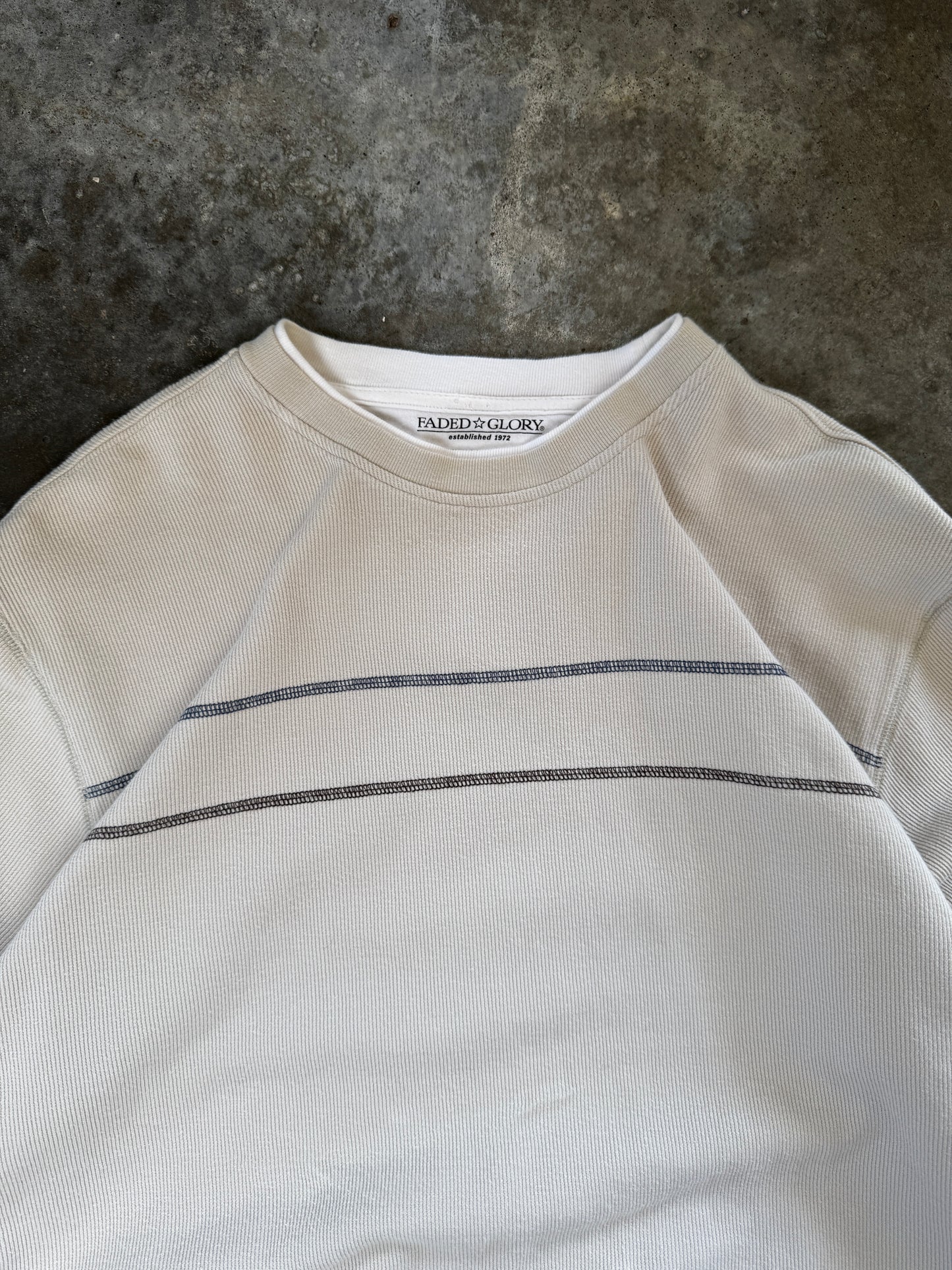 (XL) 00s Faded Glory Sweatshirt