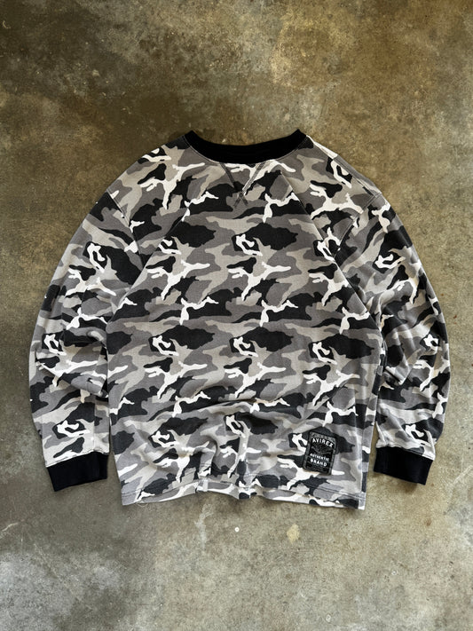 (XL) Vintage Avirex Winte-Camo Thermal Longsleeve