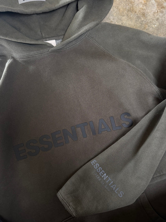 (XL) 00s Essentials Hoodie