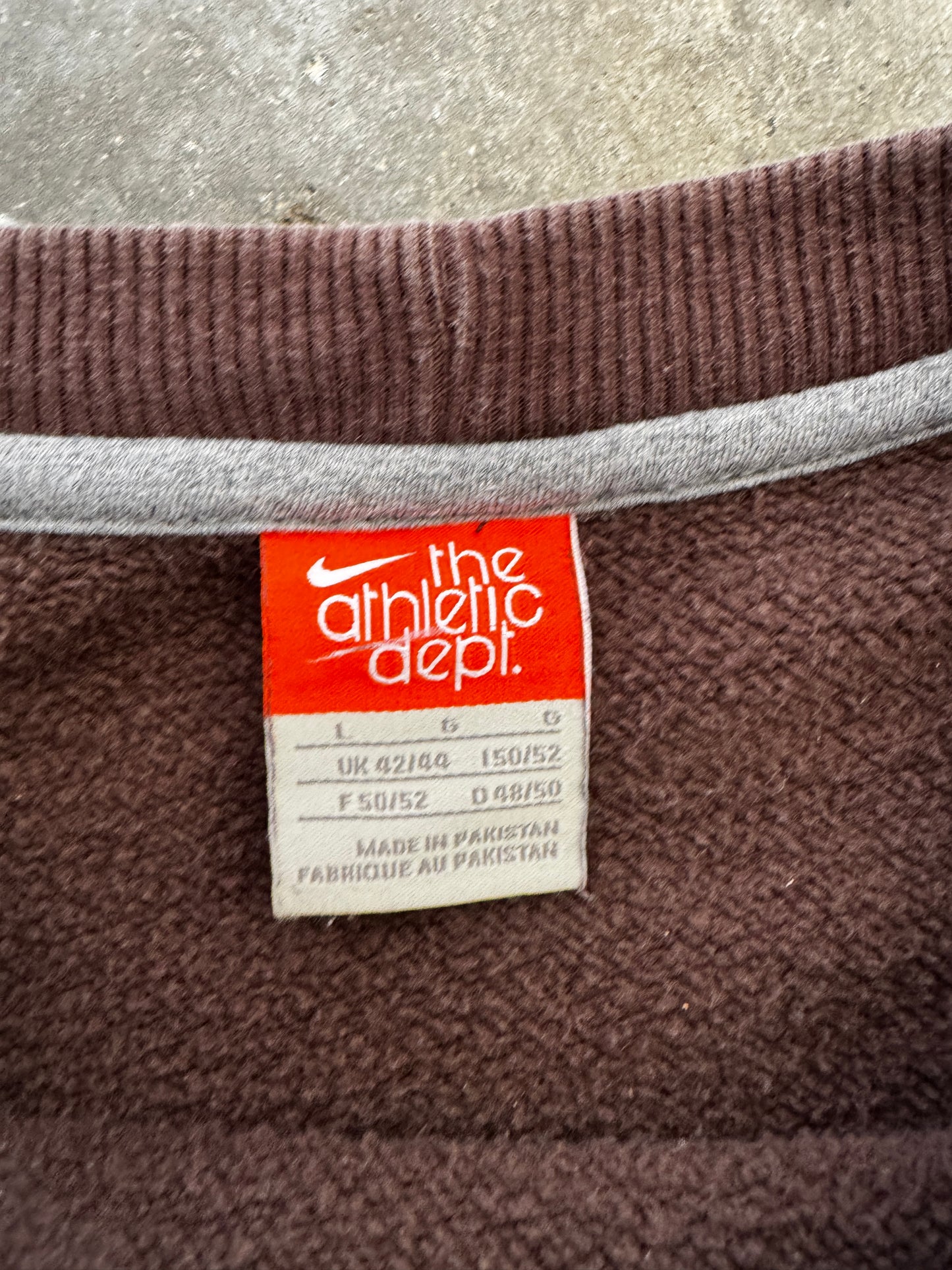 (L) 00s Nike Sweatshirt