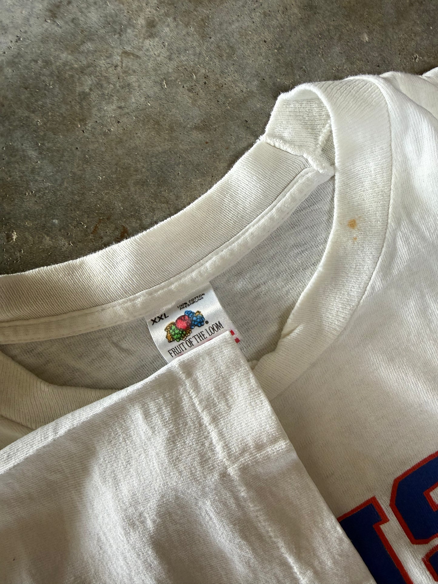 (XXL) Vintage Kansas Jayhawks Basketball Tee