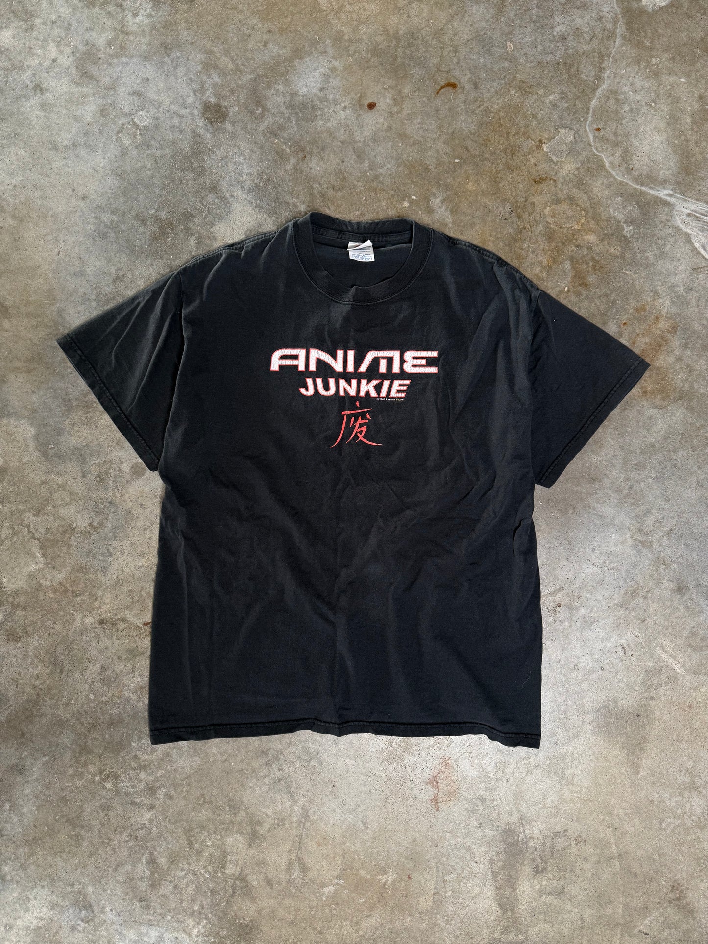 (L) 2003 Fashion Victim Anime Junkie Tee