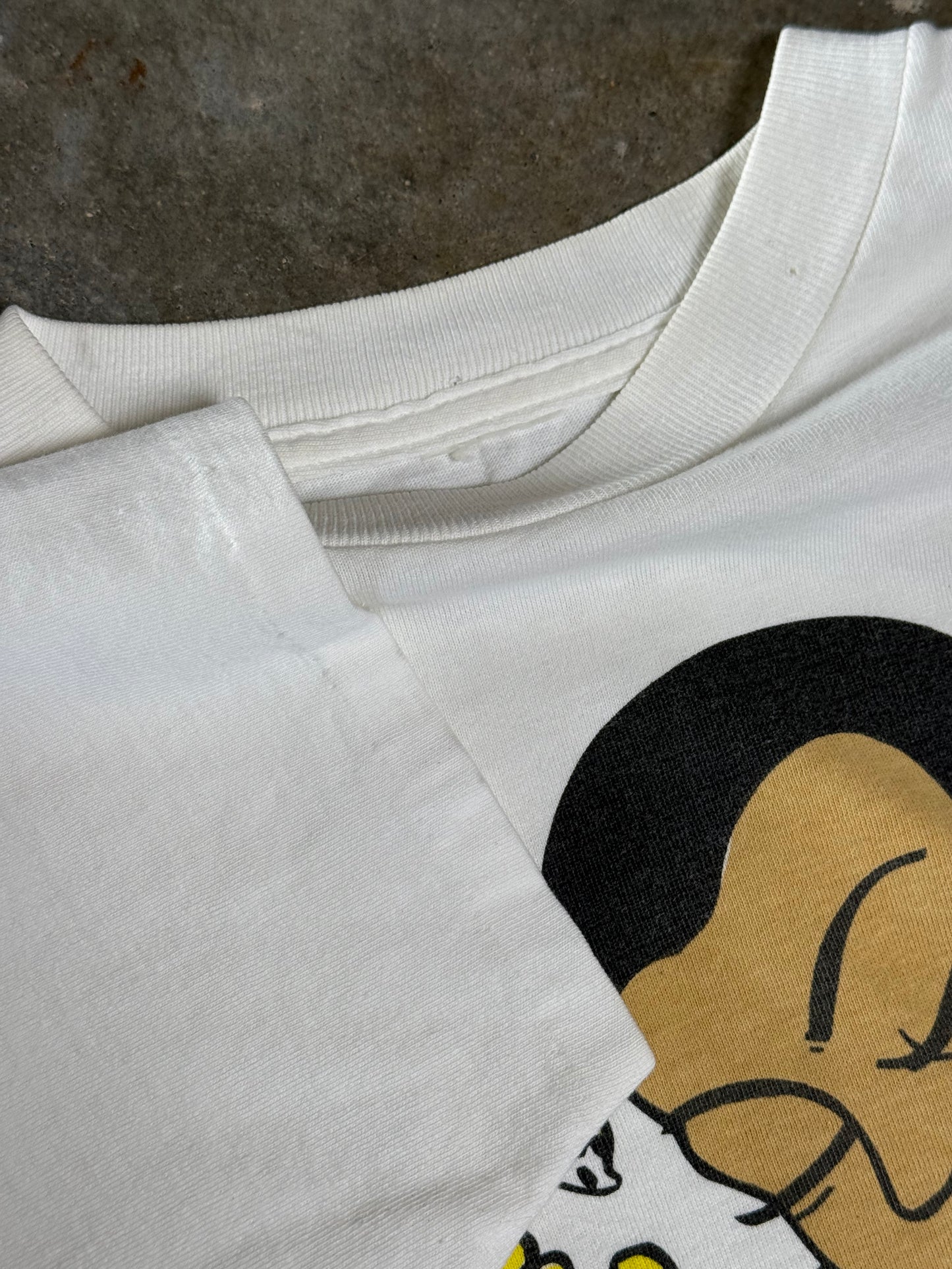 (L) Vintage Graphic Tee