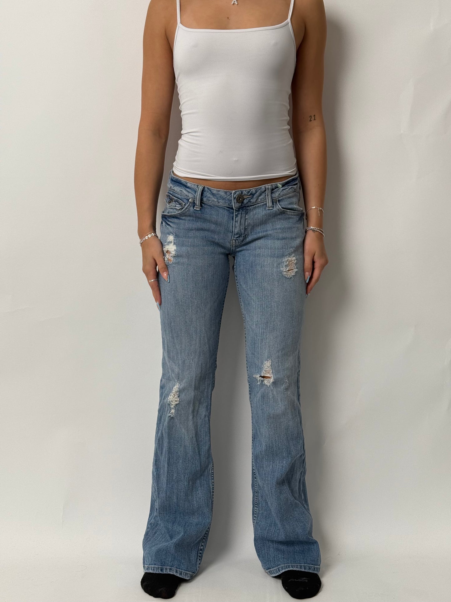 (5) 00s Arizona Jean Co. Jeans