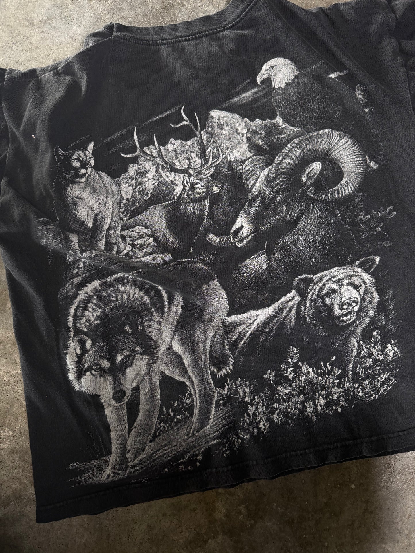 (L) Vintage Animals AOP Tee