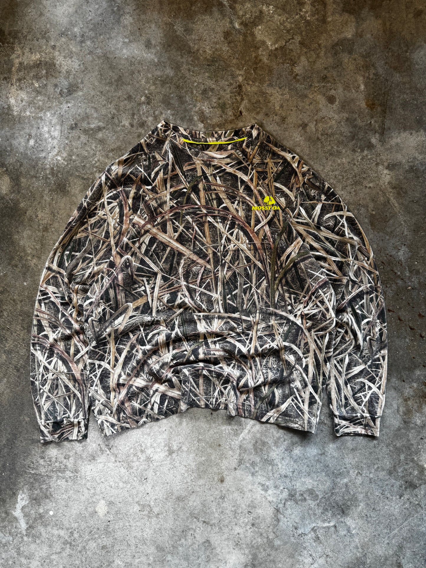 (L) 00s Camo Longsleeve