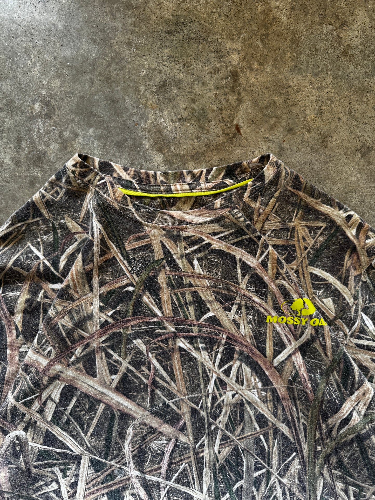 (L) 00s Camo Longsleeve