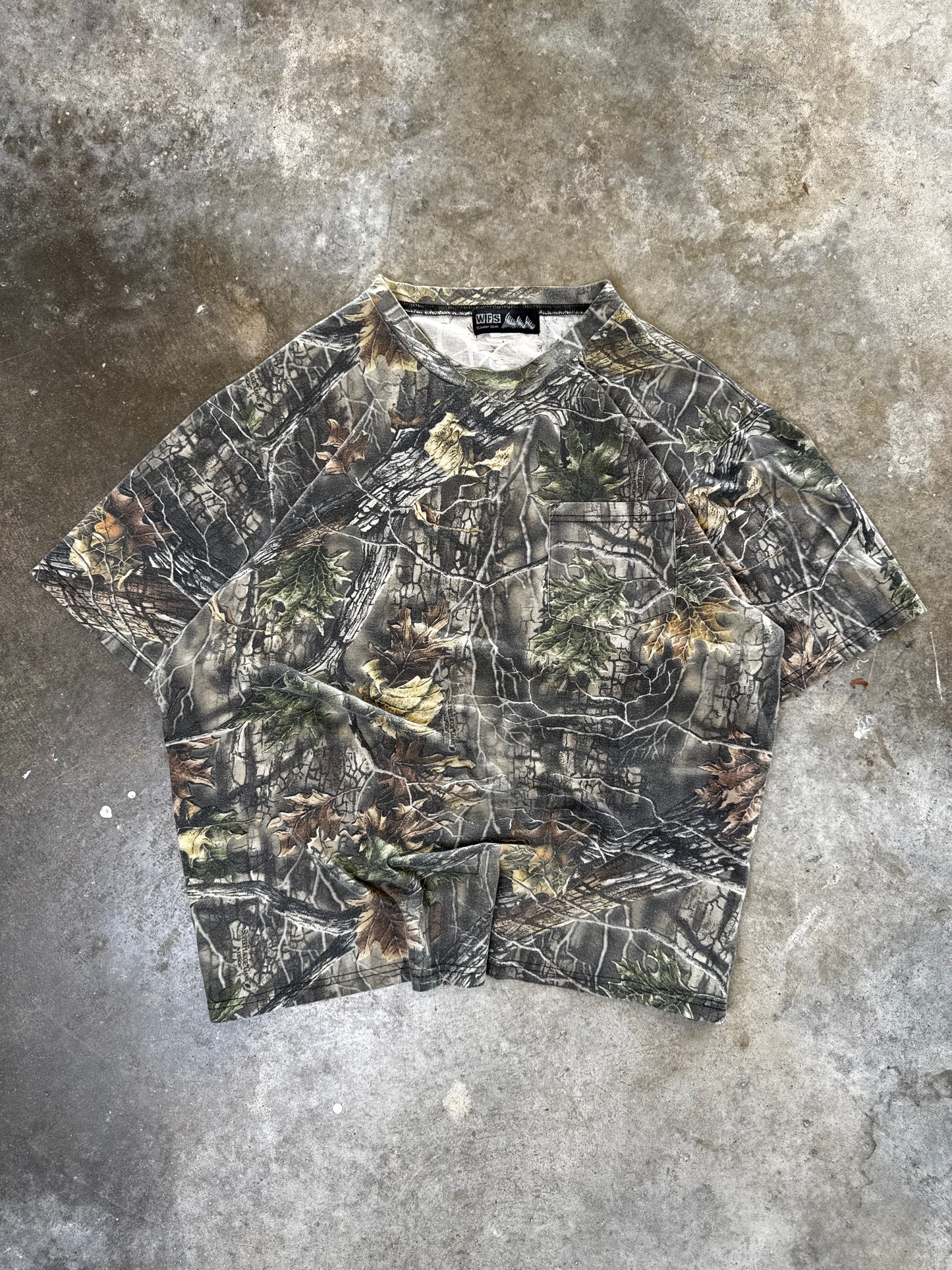 (XL) Vintage Camo Tee