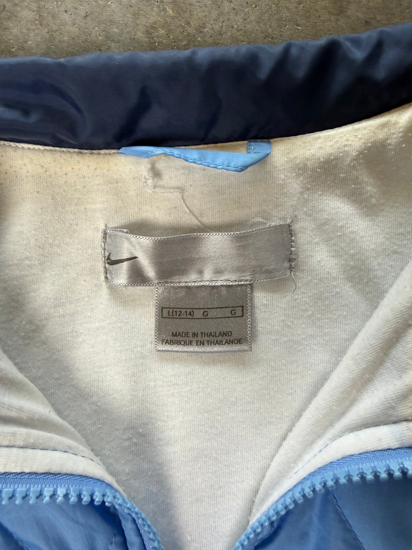 (L) Vintage Nike Puffer Jacket