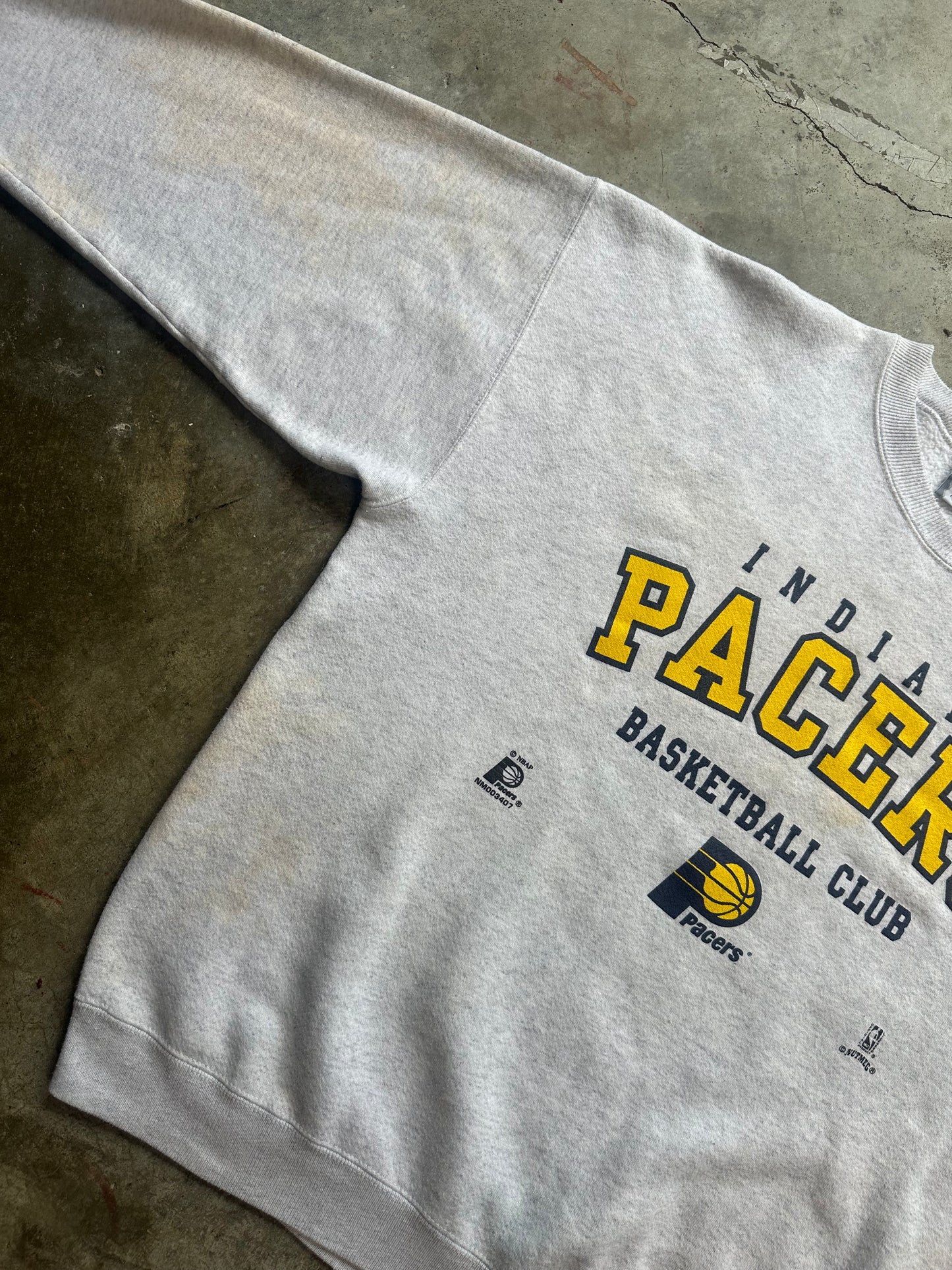 (XXL) Vintage Indiana Pacers Basketball Sweatshirt