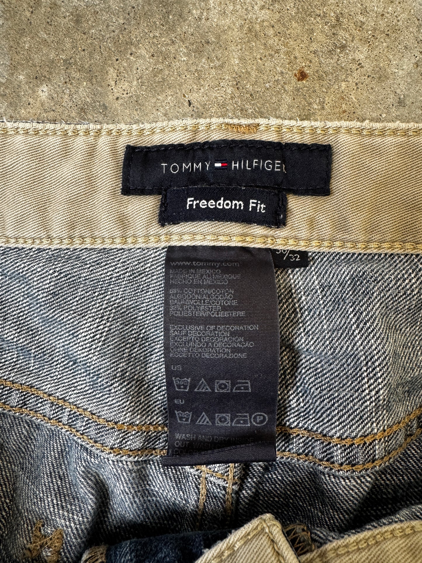 (38 x 32) Tommy Hilfiger Jeans