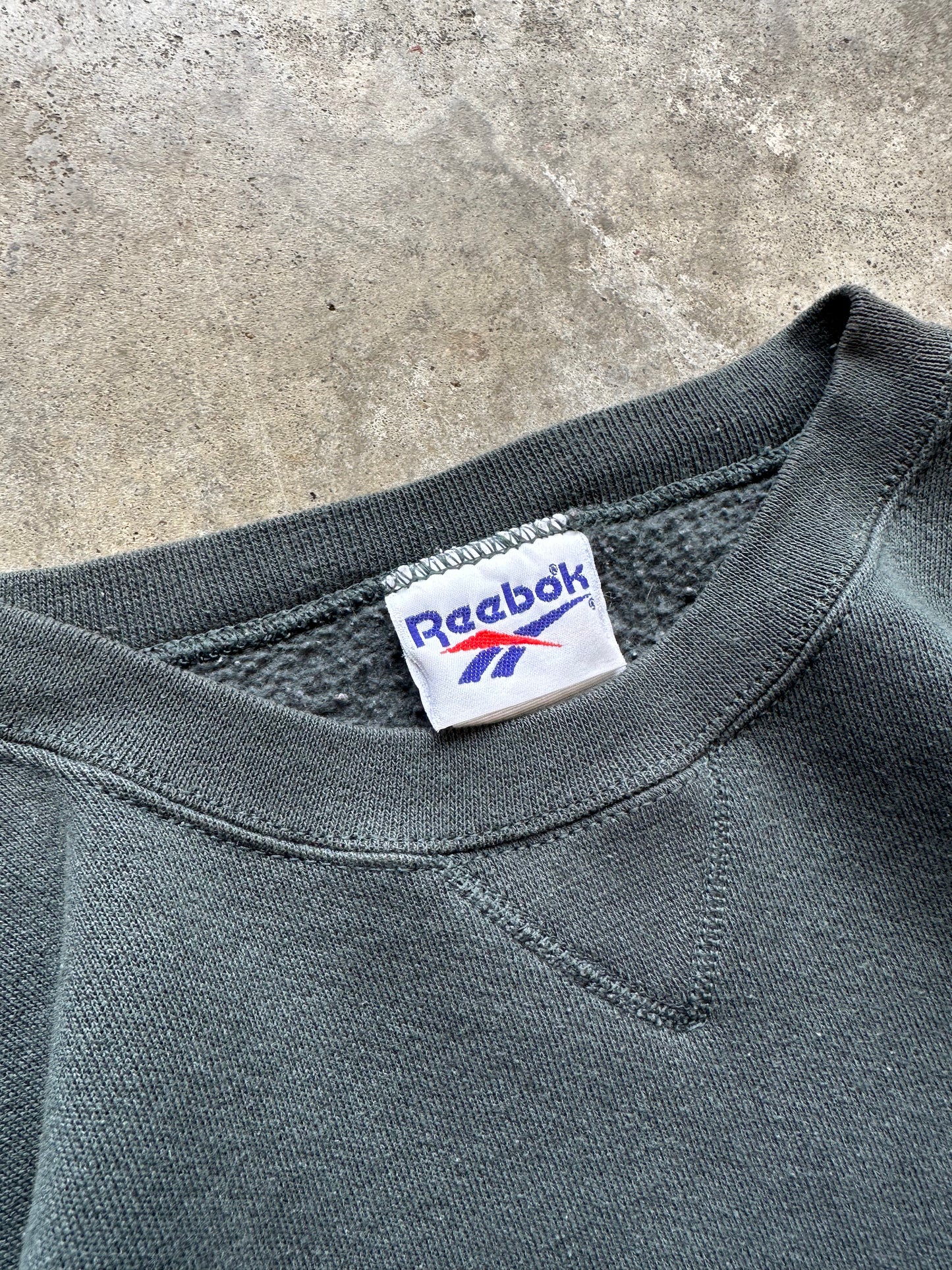 (L) Vintage Reebok Sweatshirt