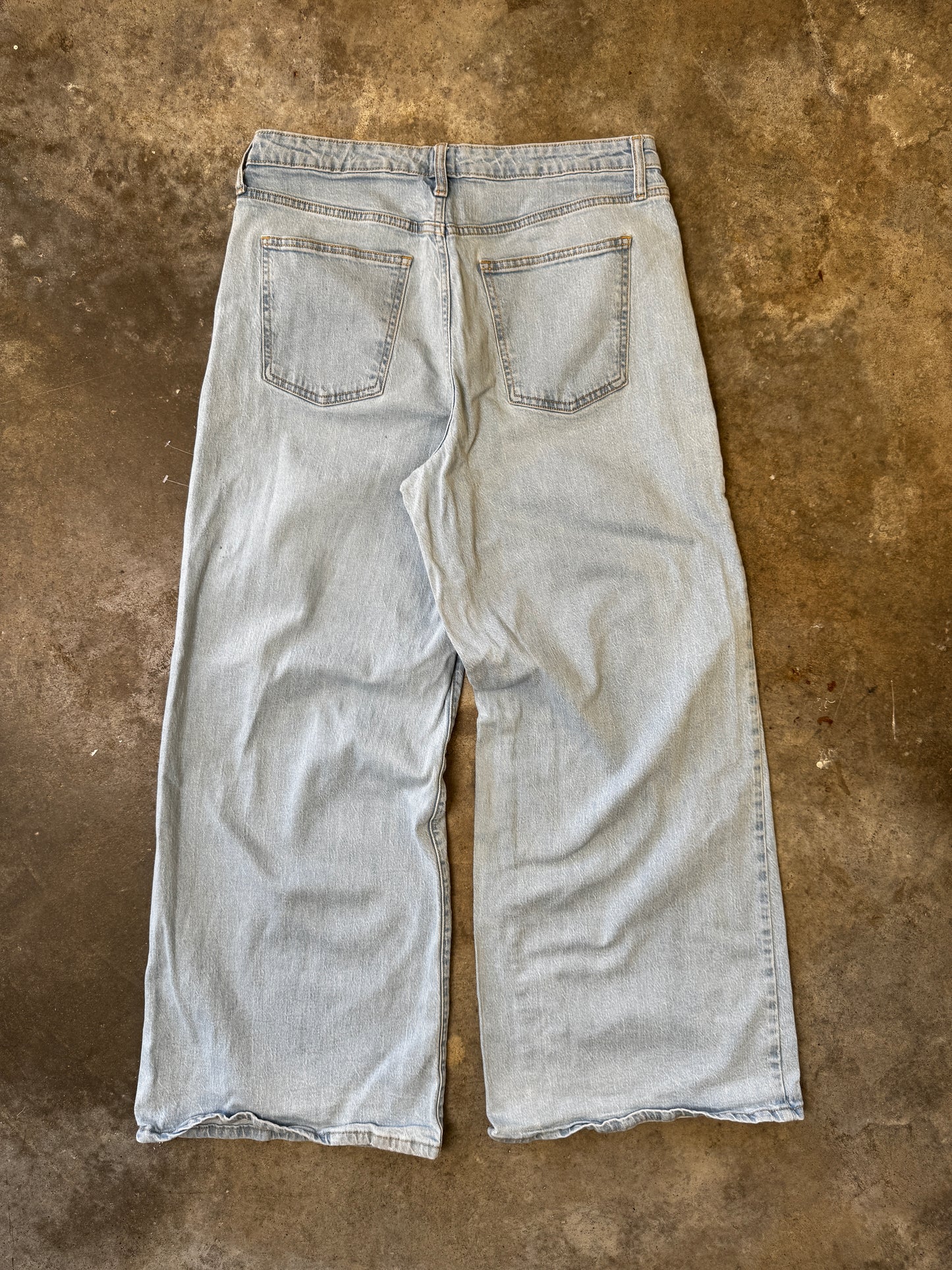(32 x 32) Baggy Denim Jeans