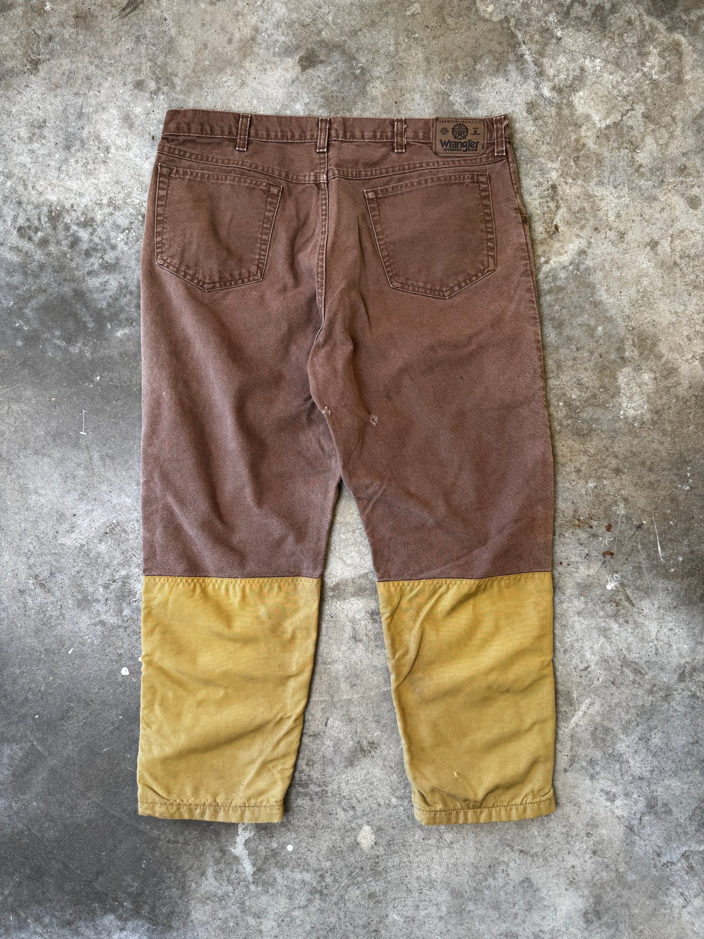 (38 x 30) Wrangler Two Tone Pants