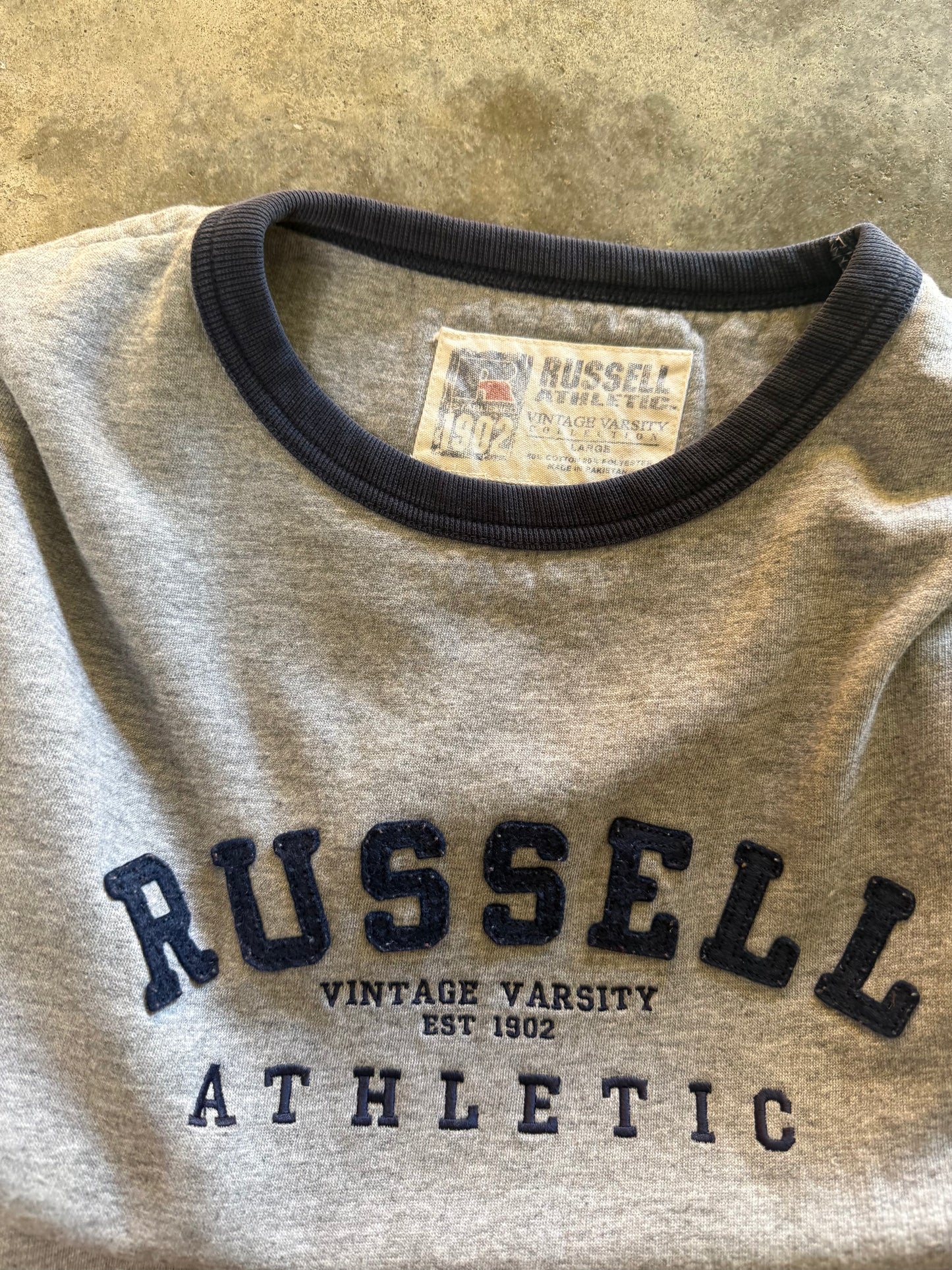 (L) Vintage Russell Athletic Sweatshirt