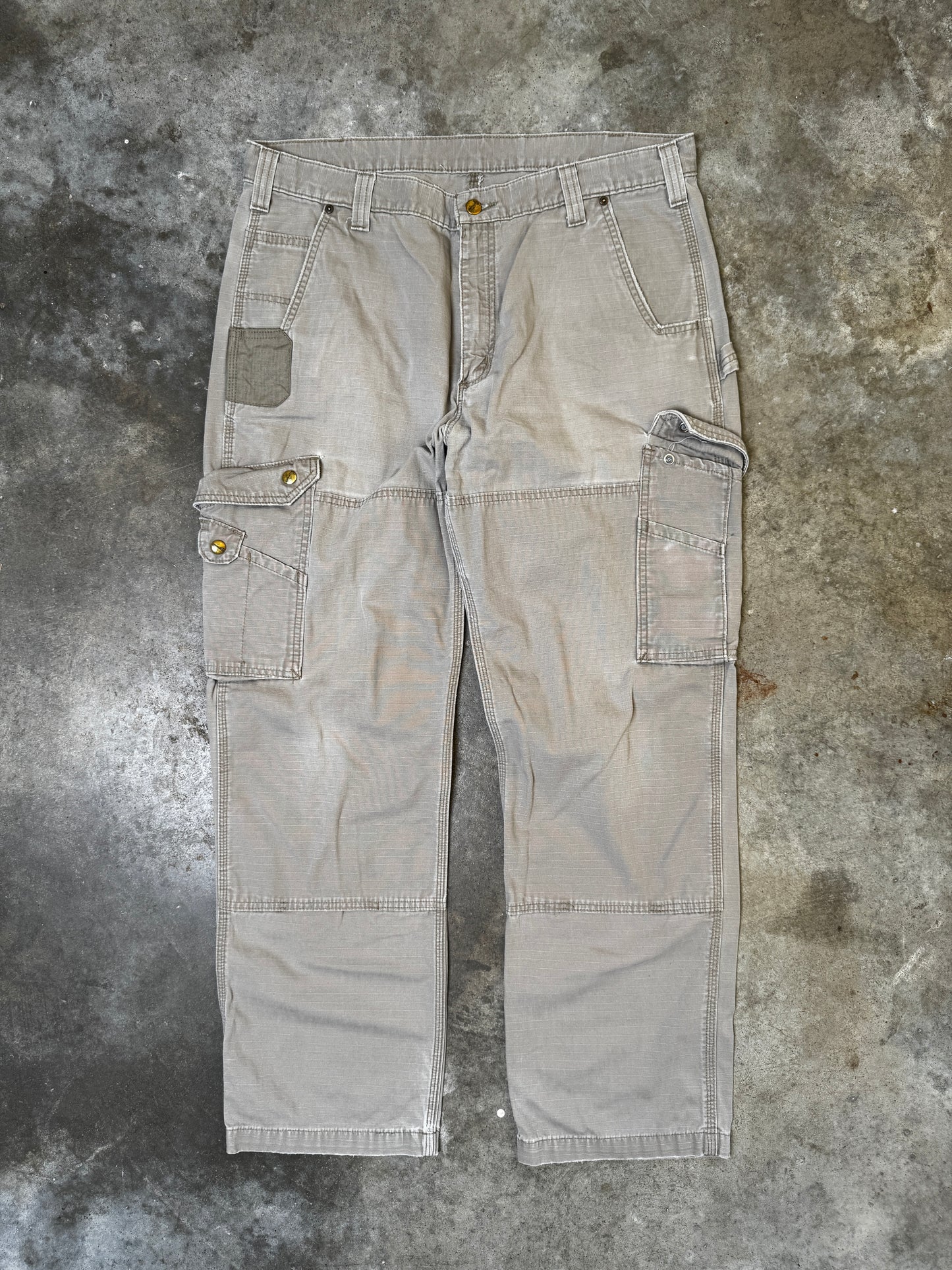 (38 x 32) Carhartt Cargo Pants