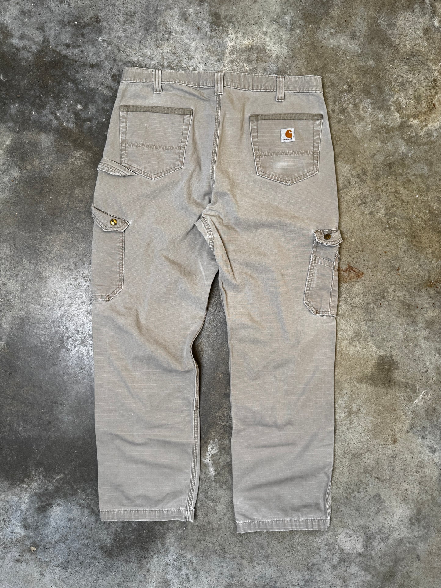 (38 x 32) Carhartt Cargo Pants