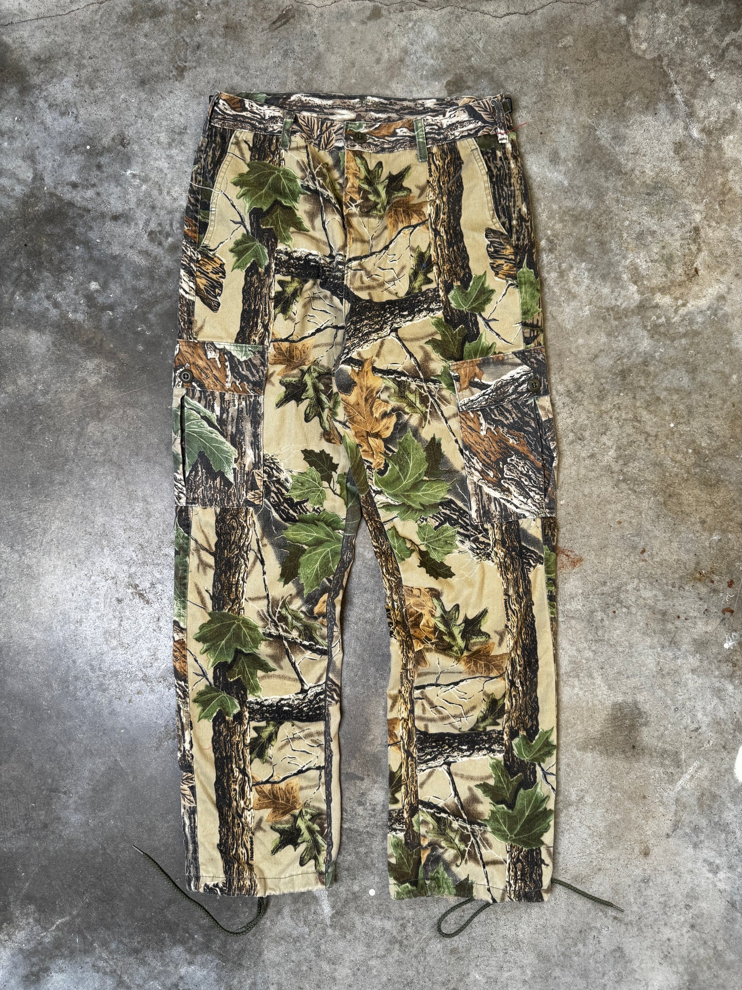 (M) Camo Cargo Pants