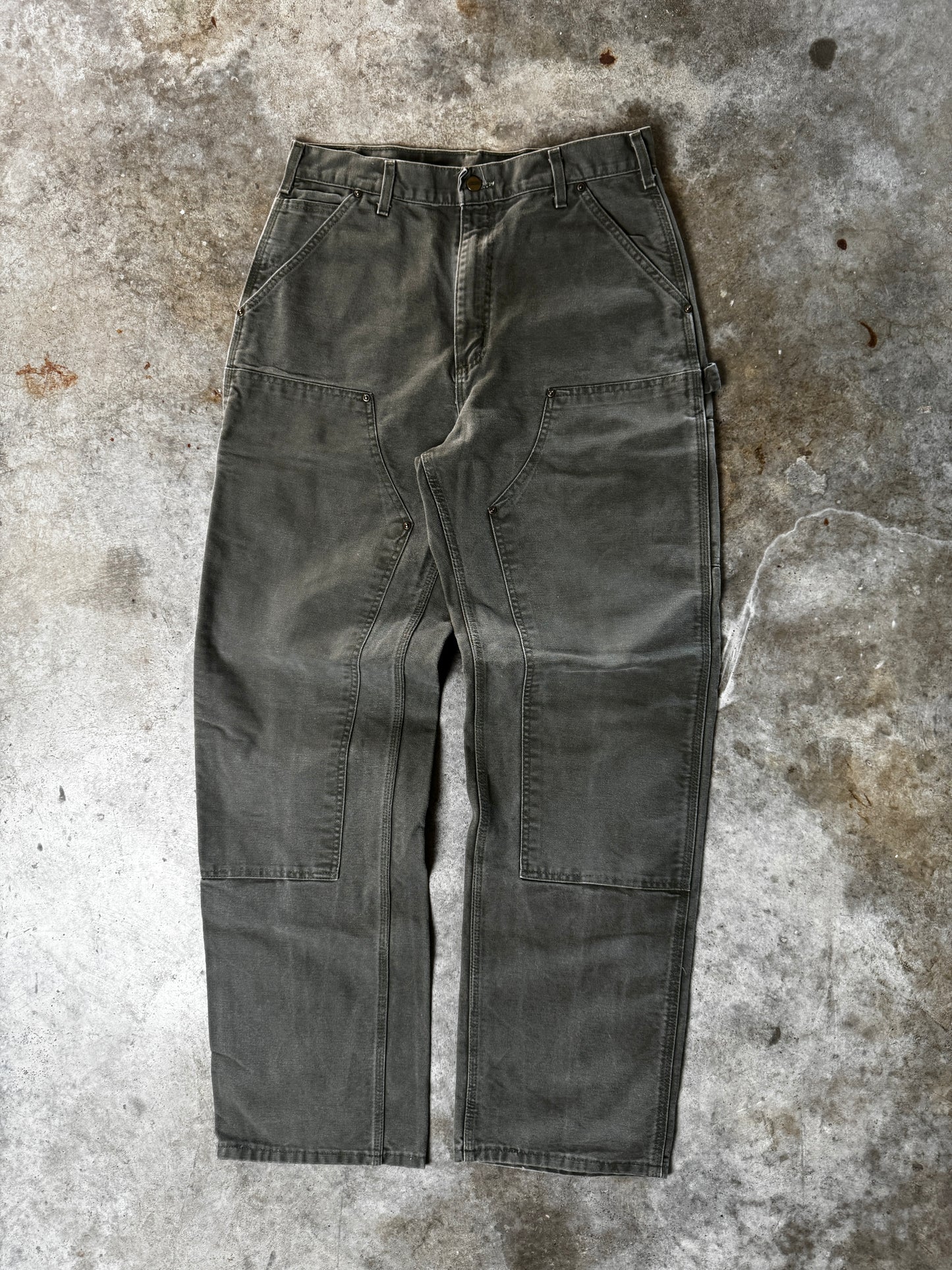 (33 x 34) Carhartt Double-Knee Jeans