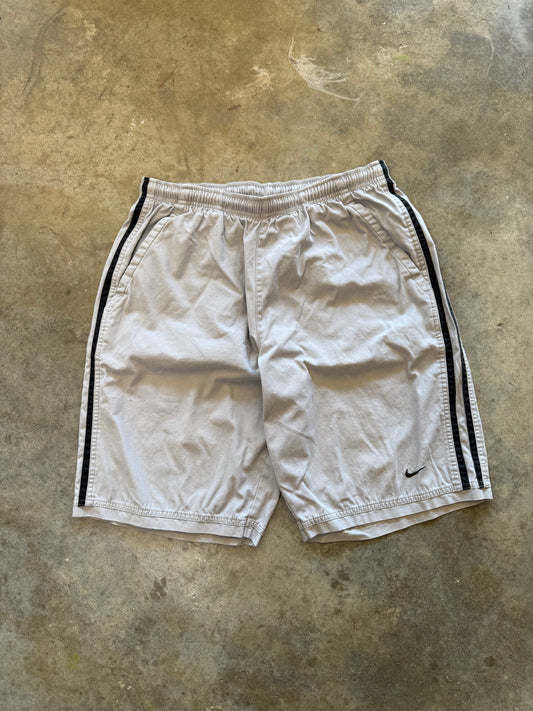 (M) 00s Nike Athletic Shorts