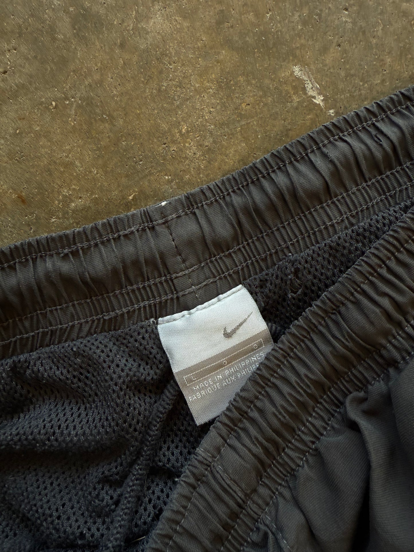 (L) 00s Nike Nylon Sweatpants